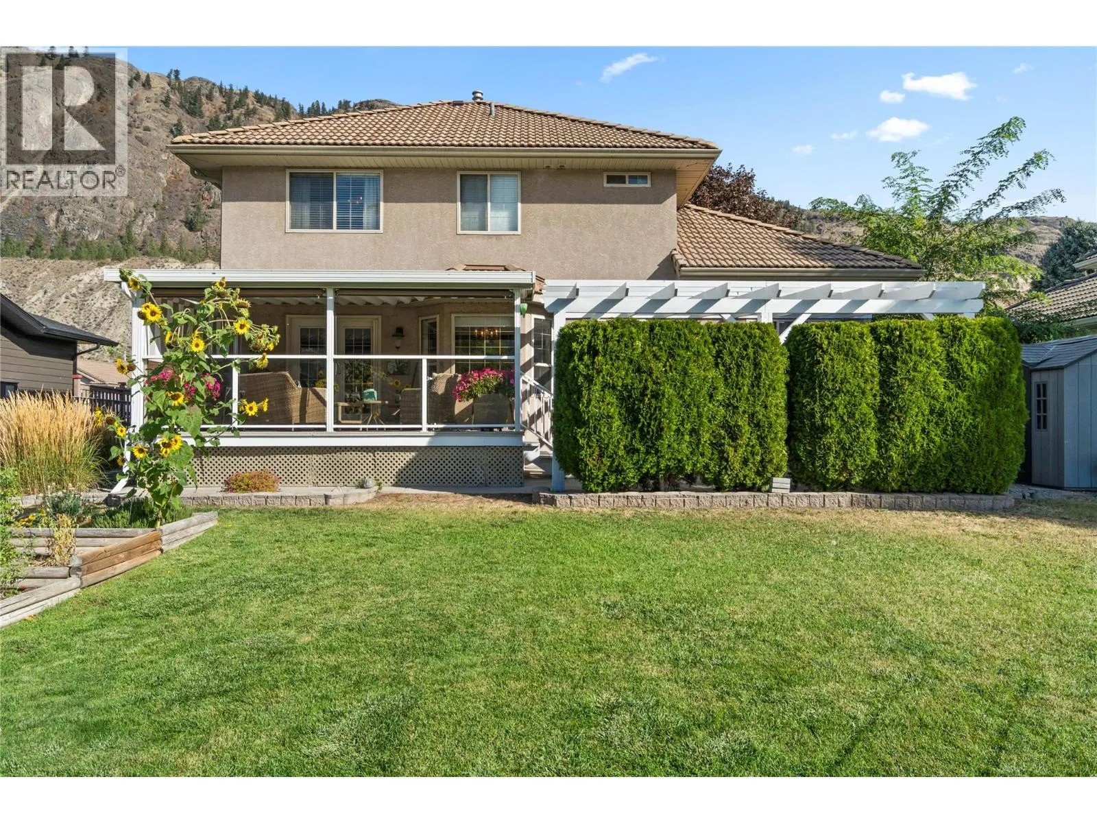3689 Navatanee Drive