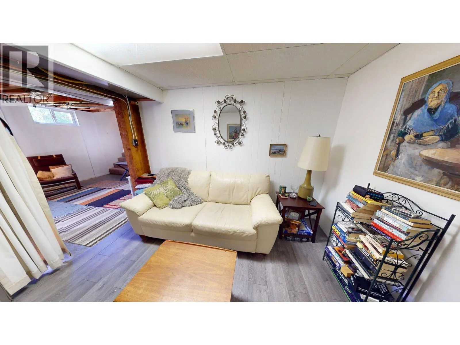 3130 Iris Crescent