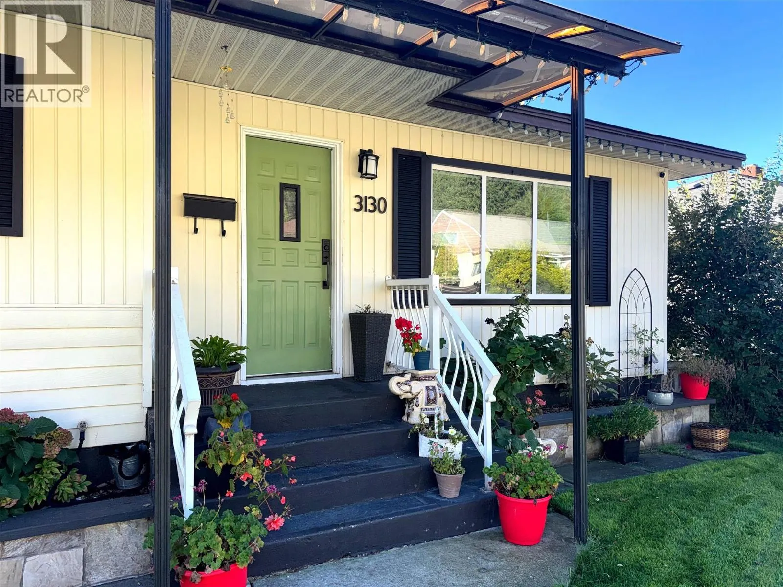 3130 Iris Crescent