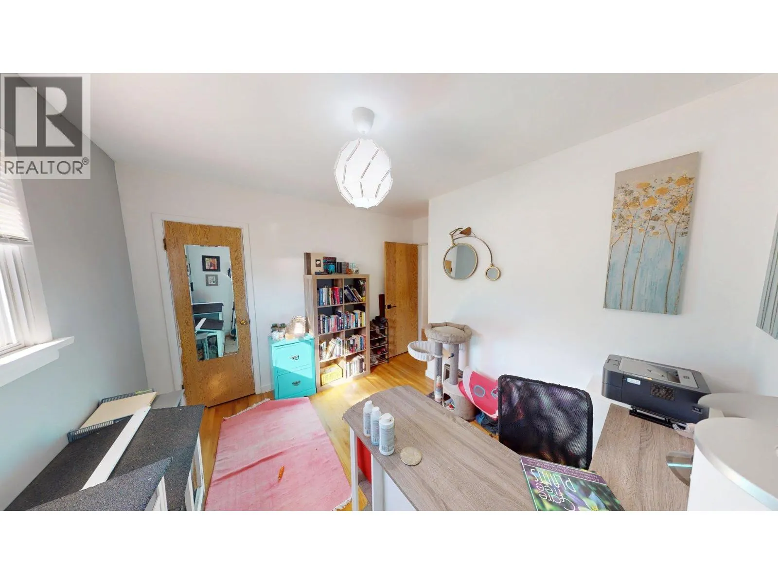 3130 Iris Crescent