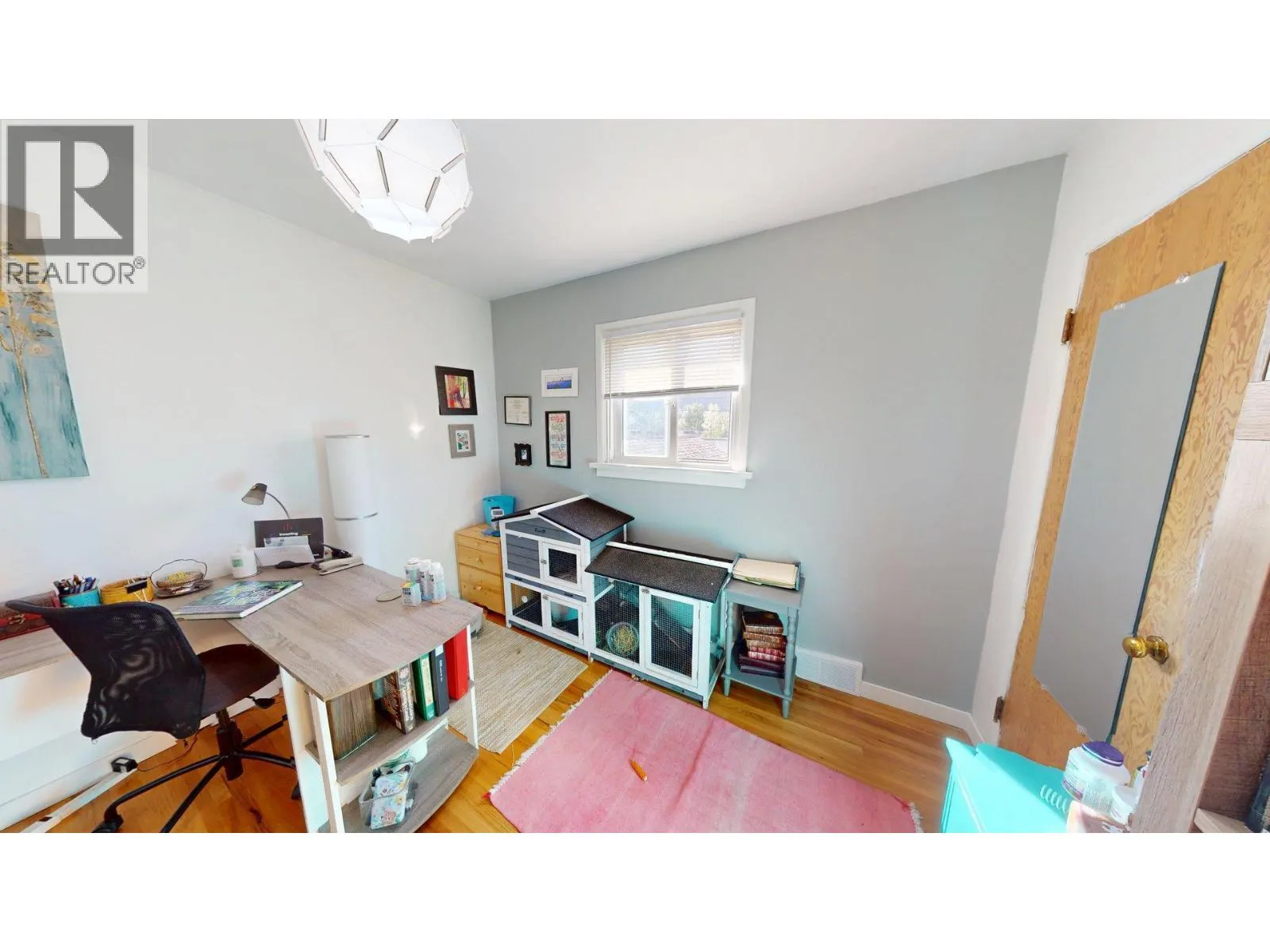 3130 Iris Crescent