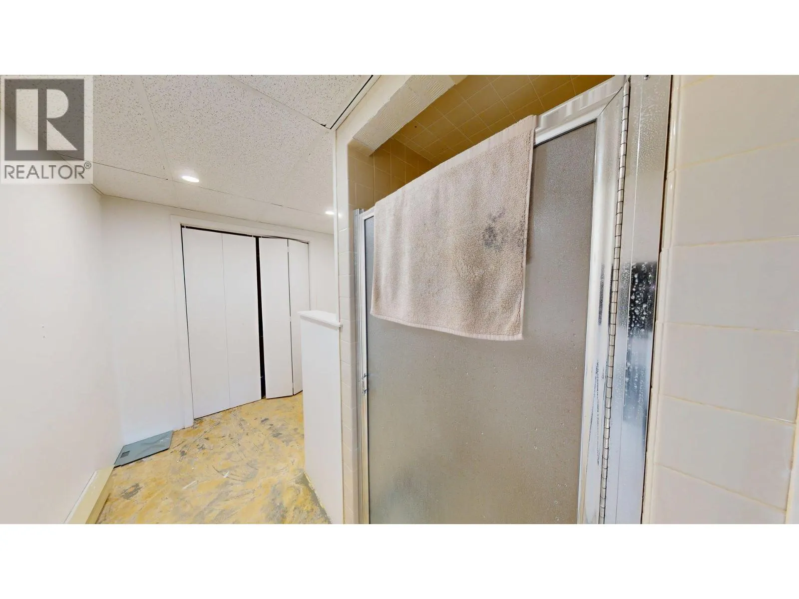 3130 Iris Crescent