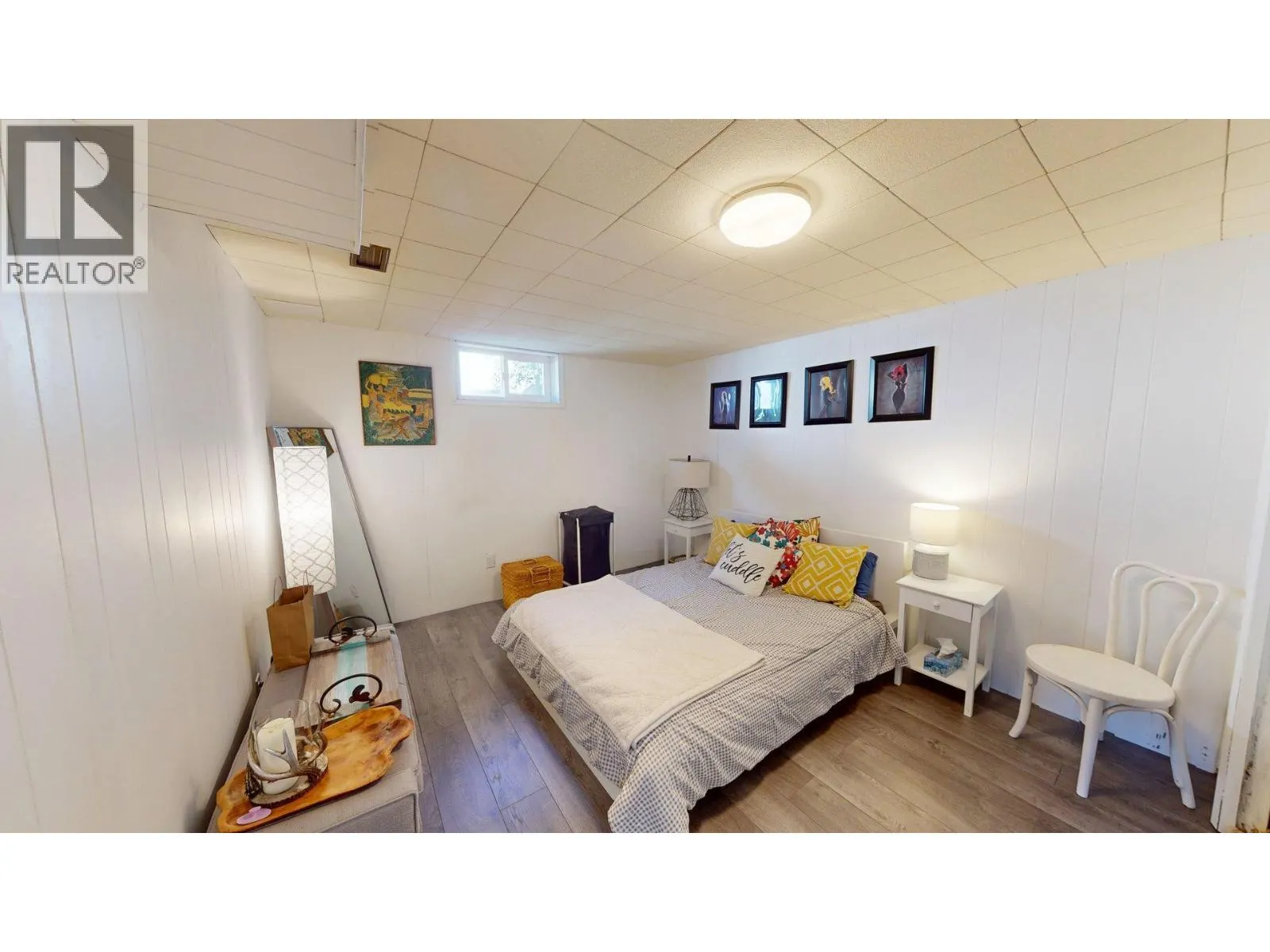 3130 Iris Crescent