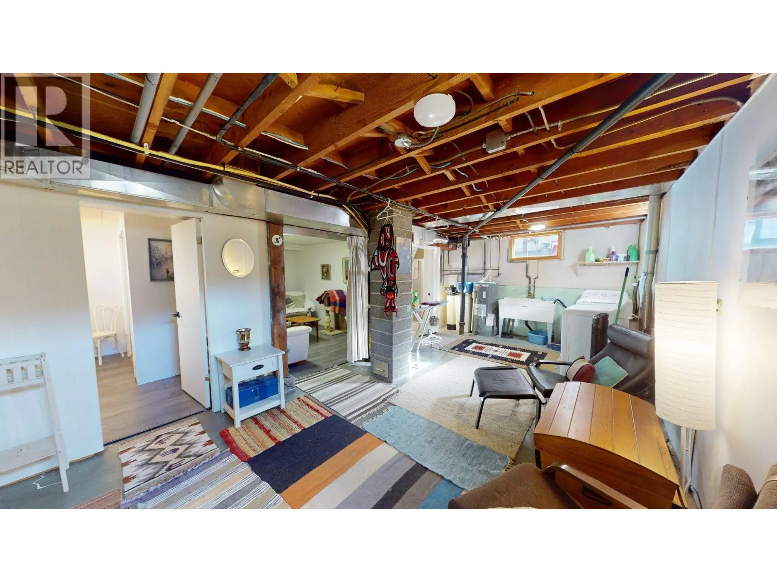 3130 Iris Crescent