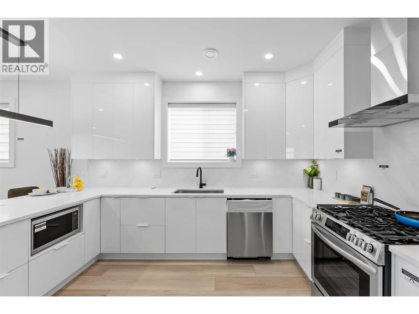 787 Lawson Avenue Unit# 2