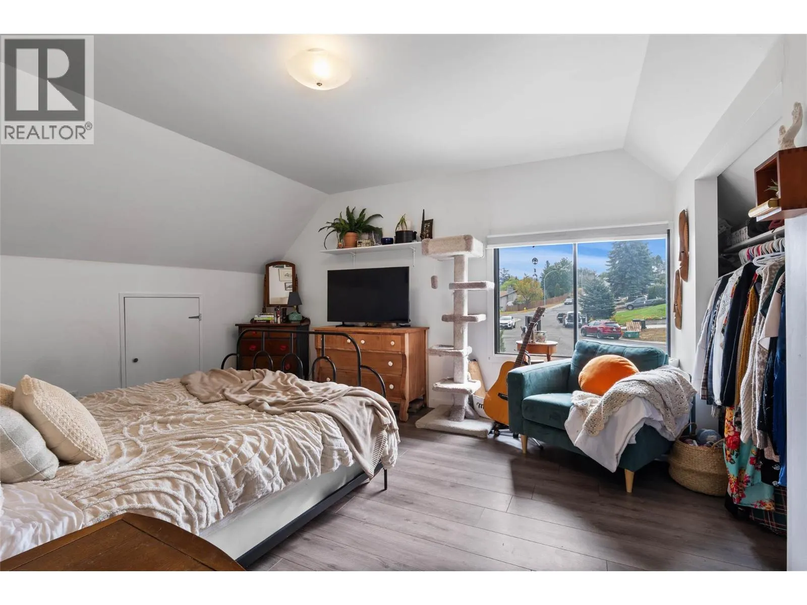 1295 HARRISON Place