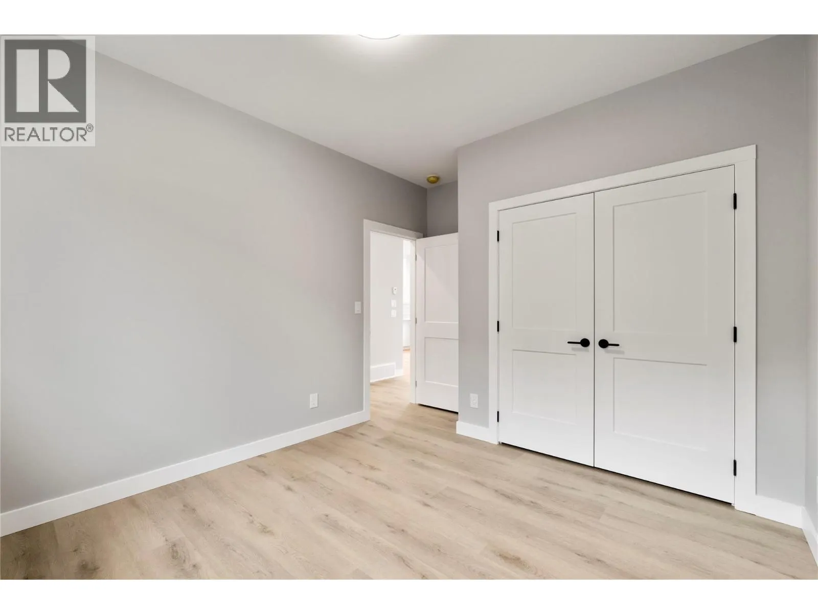 1330 10 Street SW Unit# 14