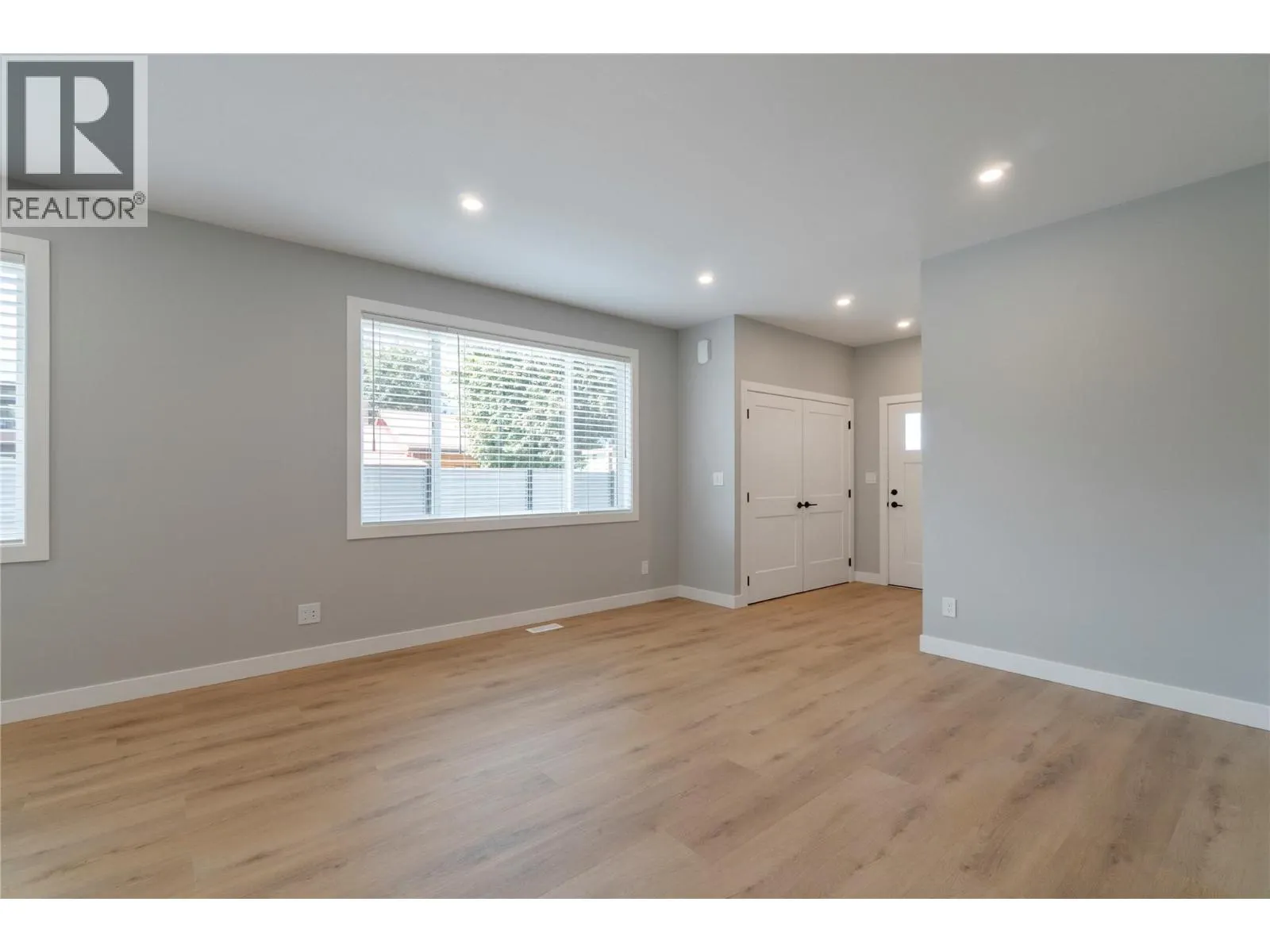 1330 10 Street SW Unit# 14