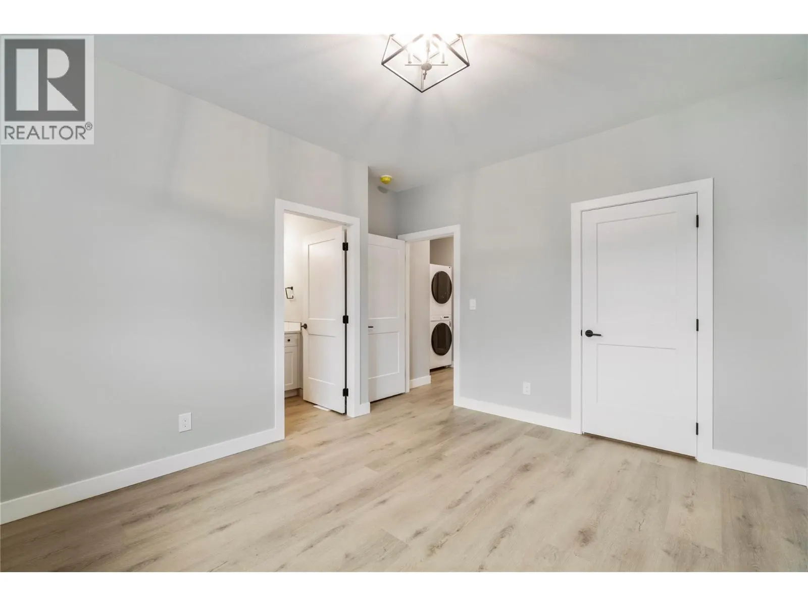 1330 10 Street SW Unit# 14
