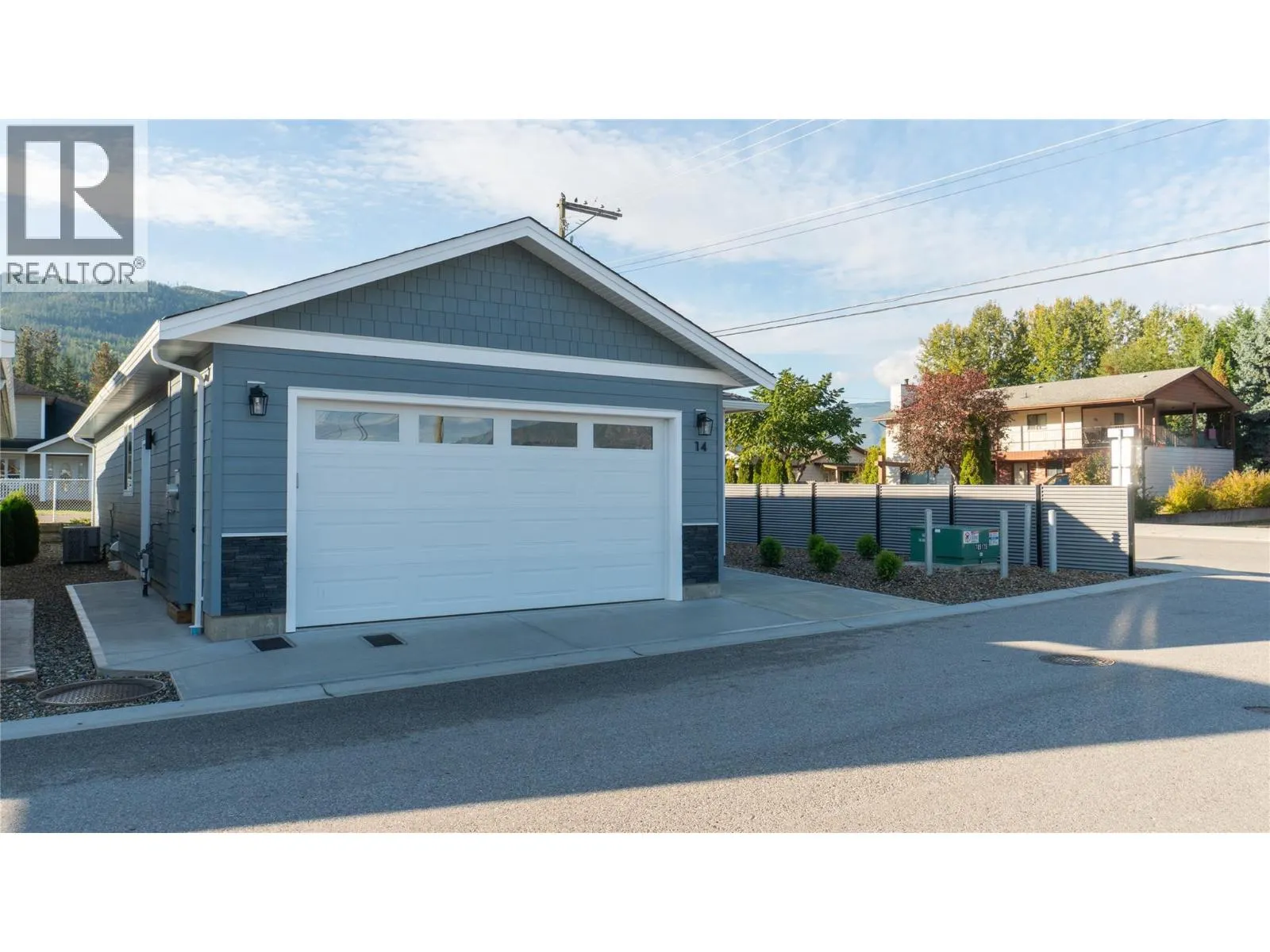 1330 10 Street SW Unit# 14