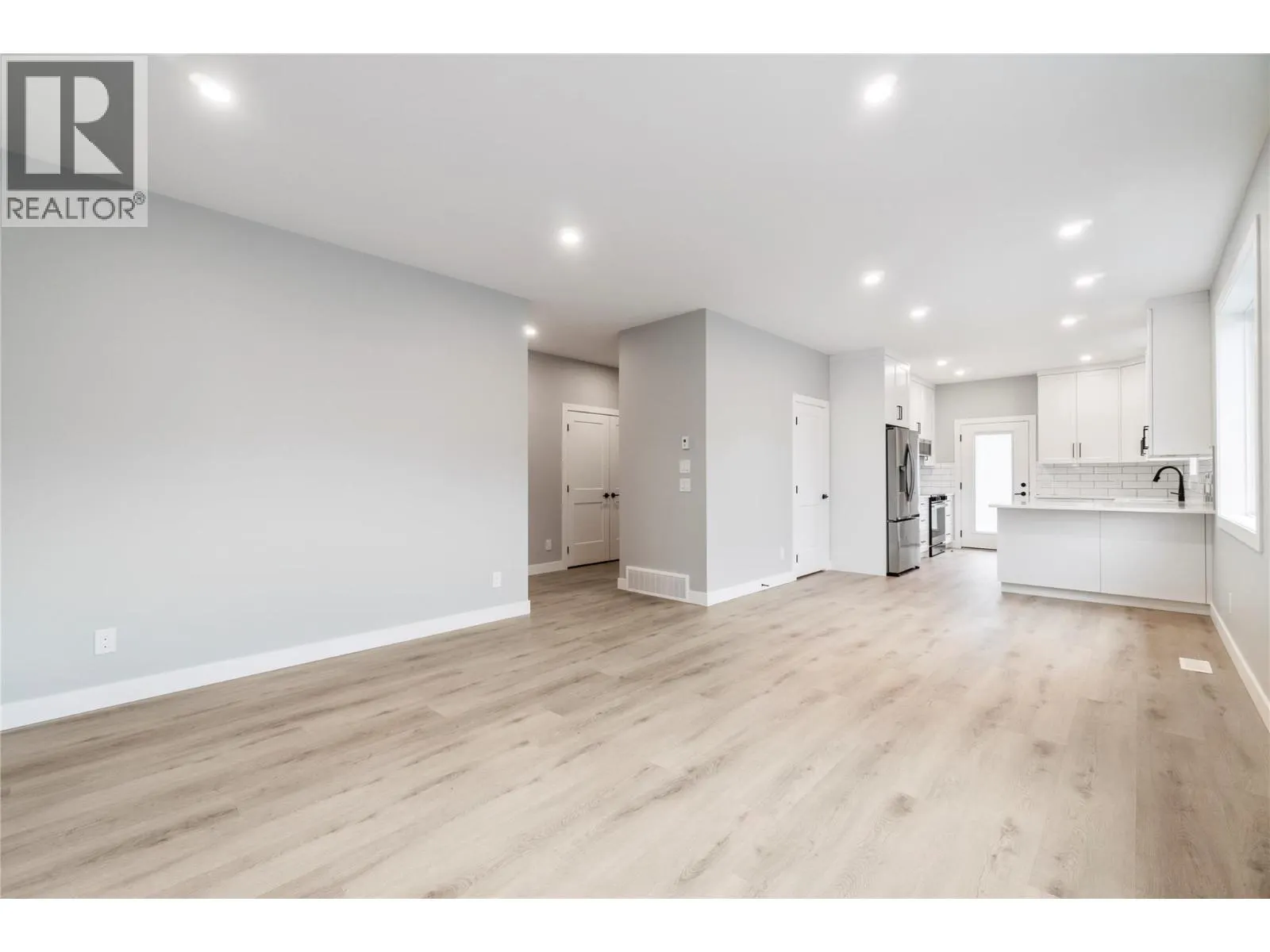 1330 10 Street SW Unit# 14