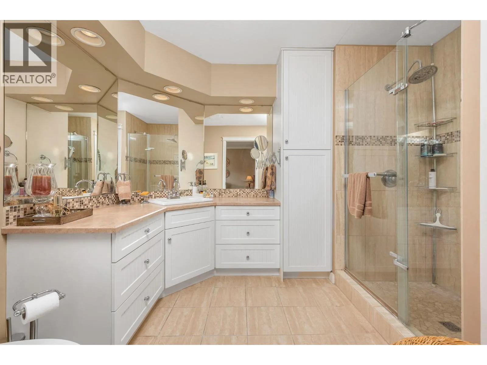 1220 25 Avenue Unit# 14