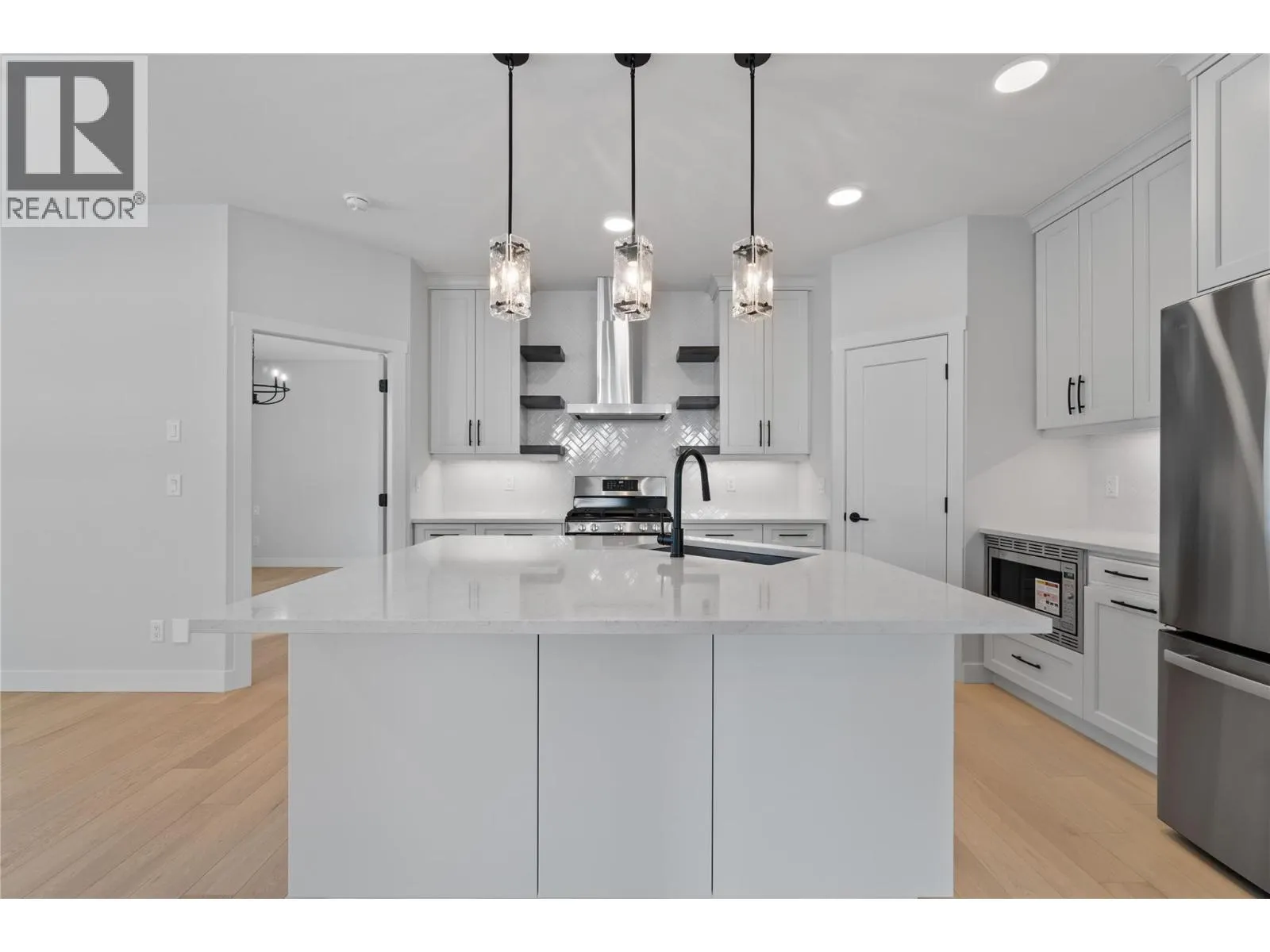1840 10 Street SW Unit# 9
