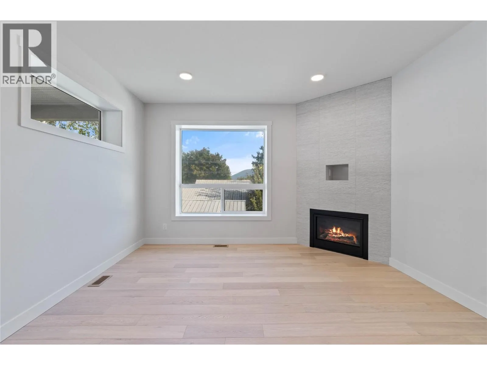 1840 10 Street SW Unit# 9
