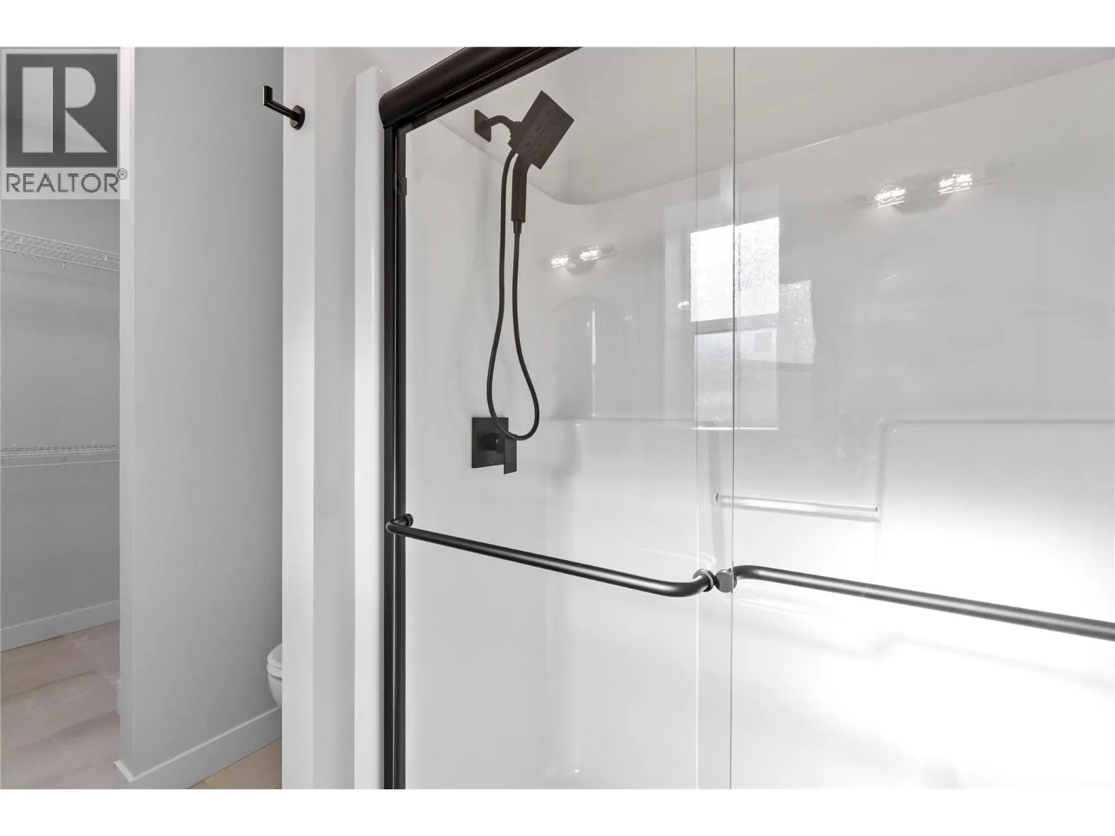 1840 10 Street SW Unit# 9