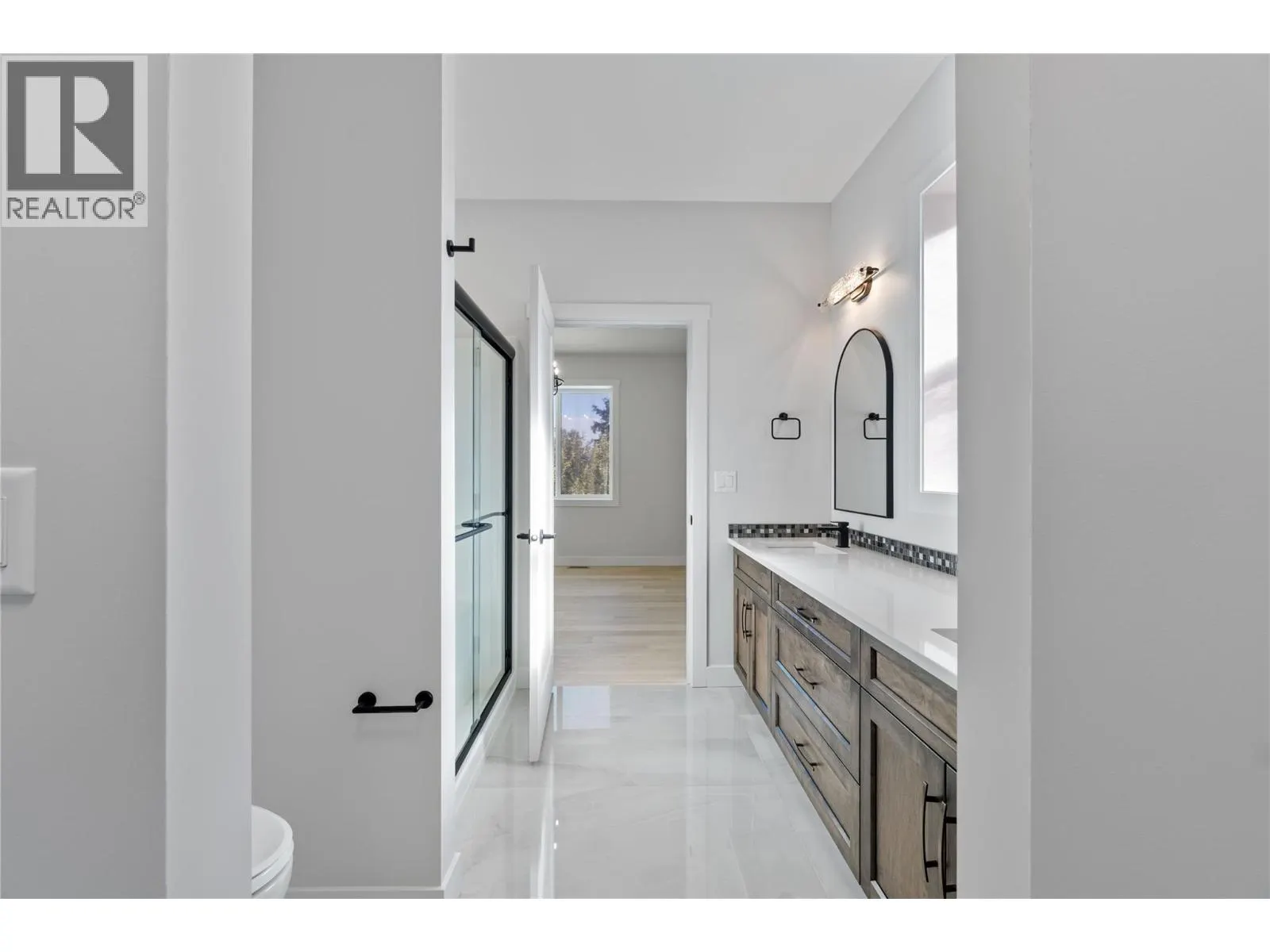1840 10 Street SW Unit# 9