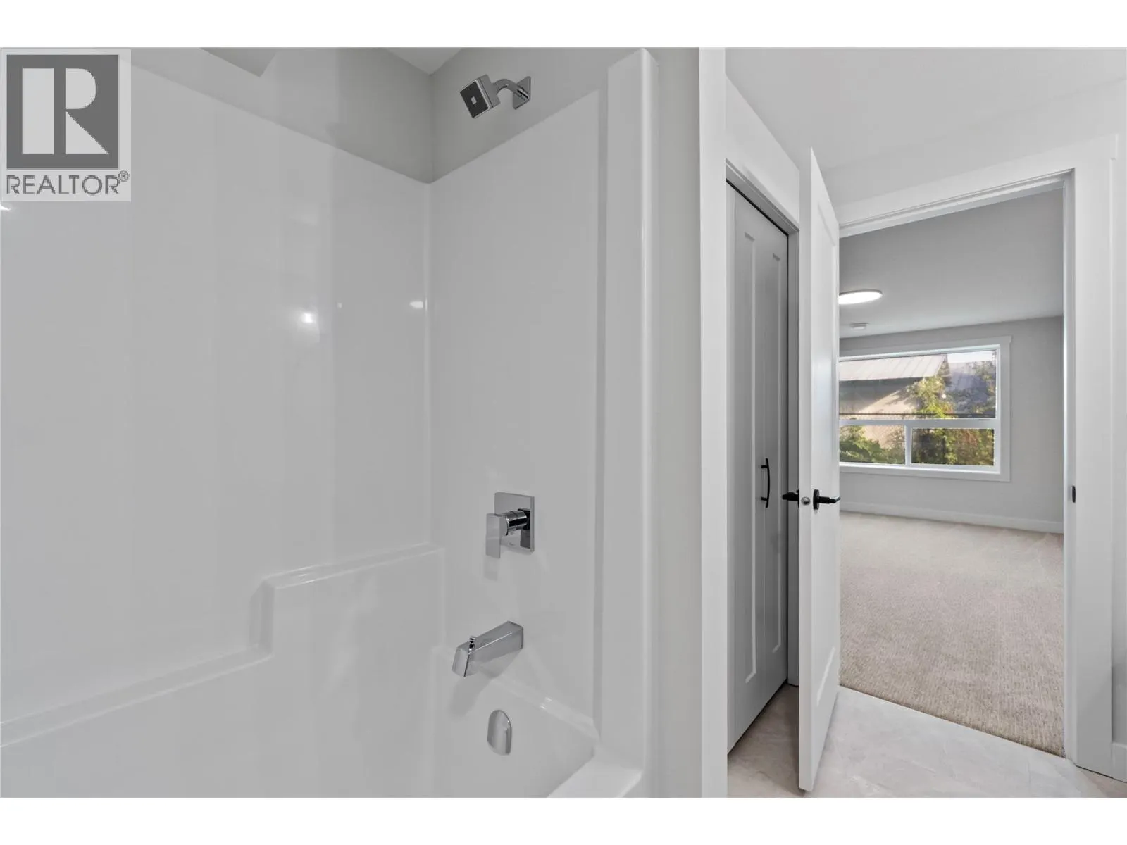 1840 10 Street SW Unit# 9