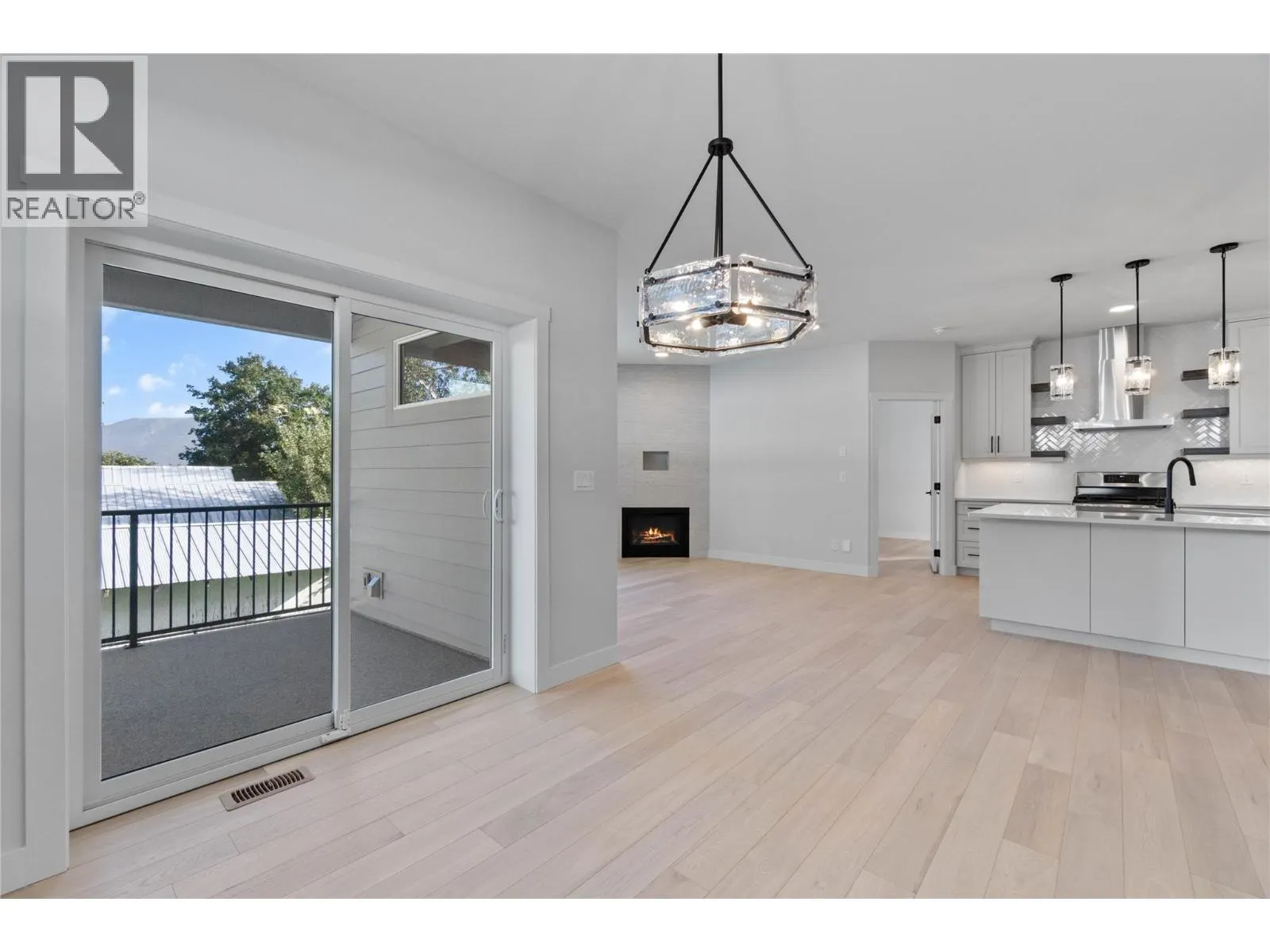 1840 10 Street SW Unit# 9