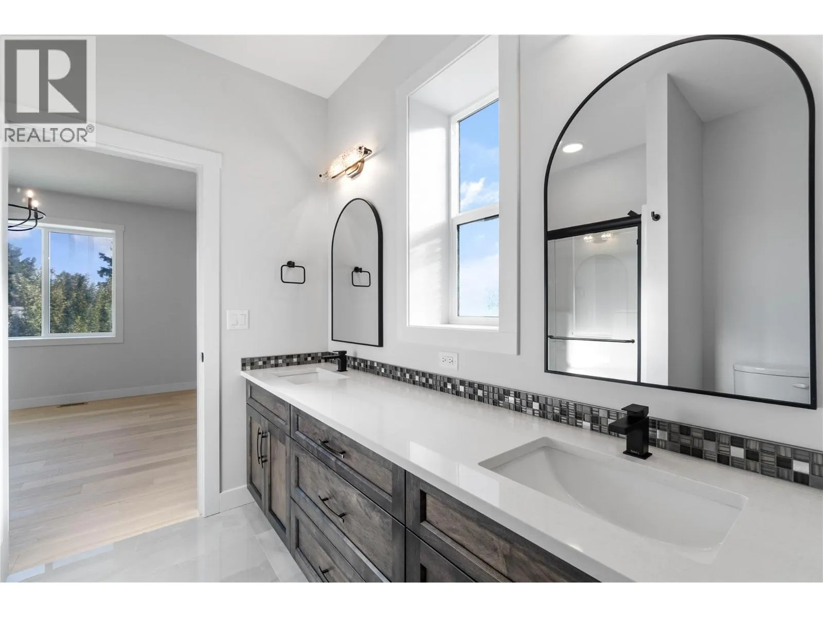 1840 10 Street SW Unit# 9