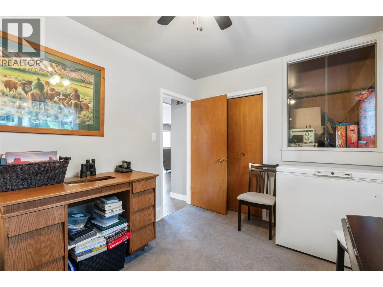 1961 17 Street NE