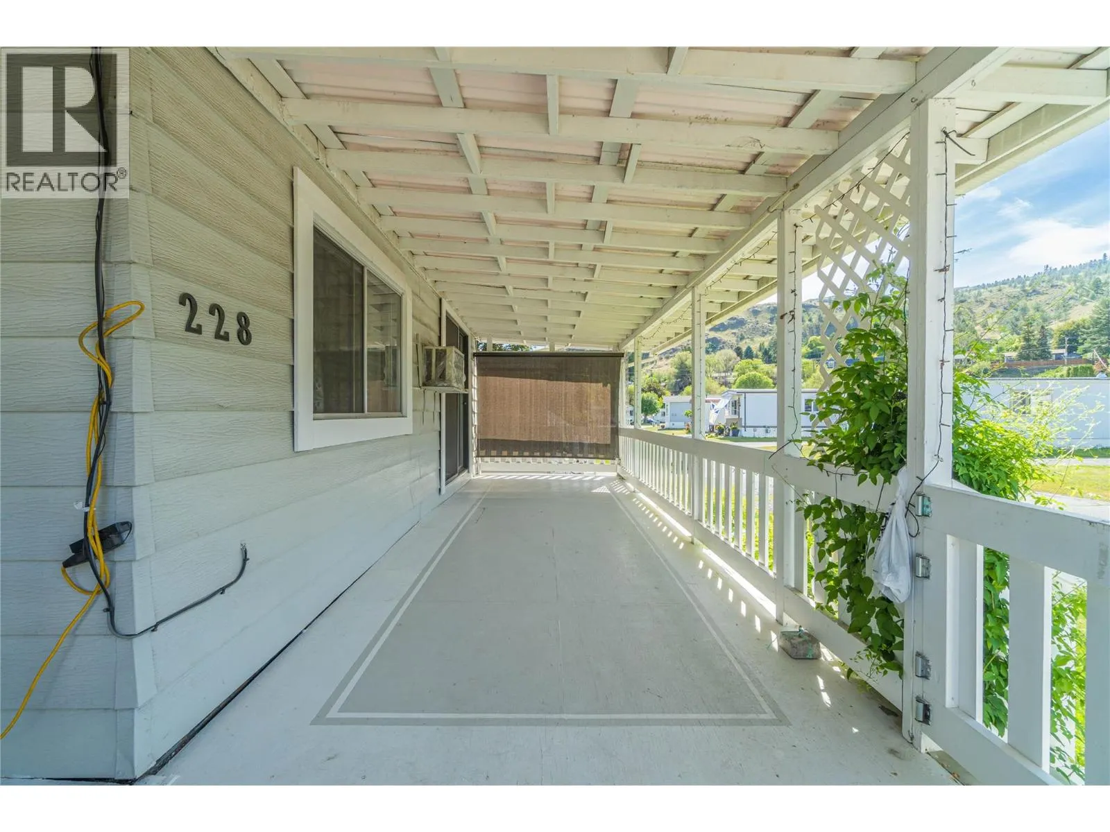 2400 OAKDALE Way Unit# 228