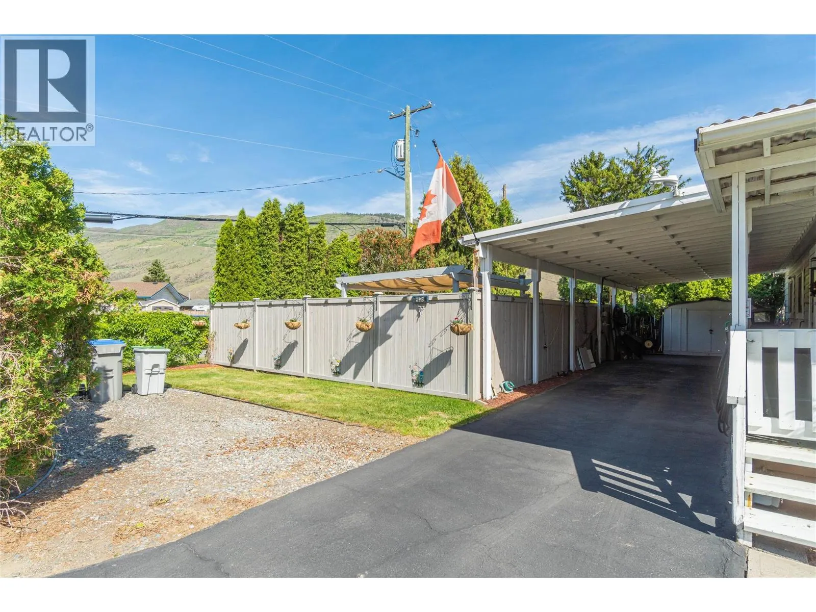 2400 OAKDALE Way Unit# 228