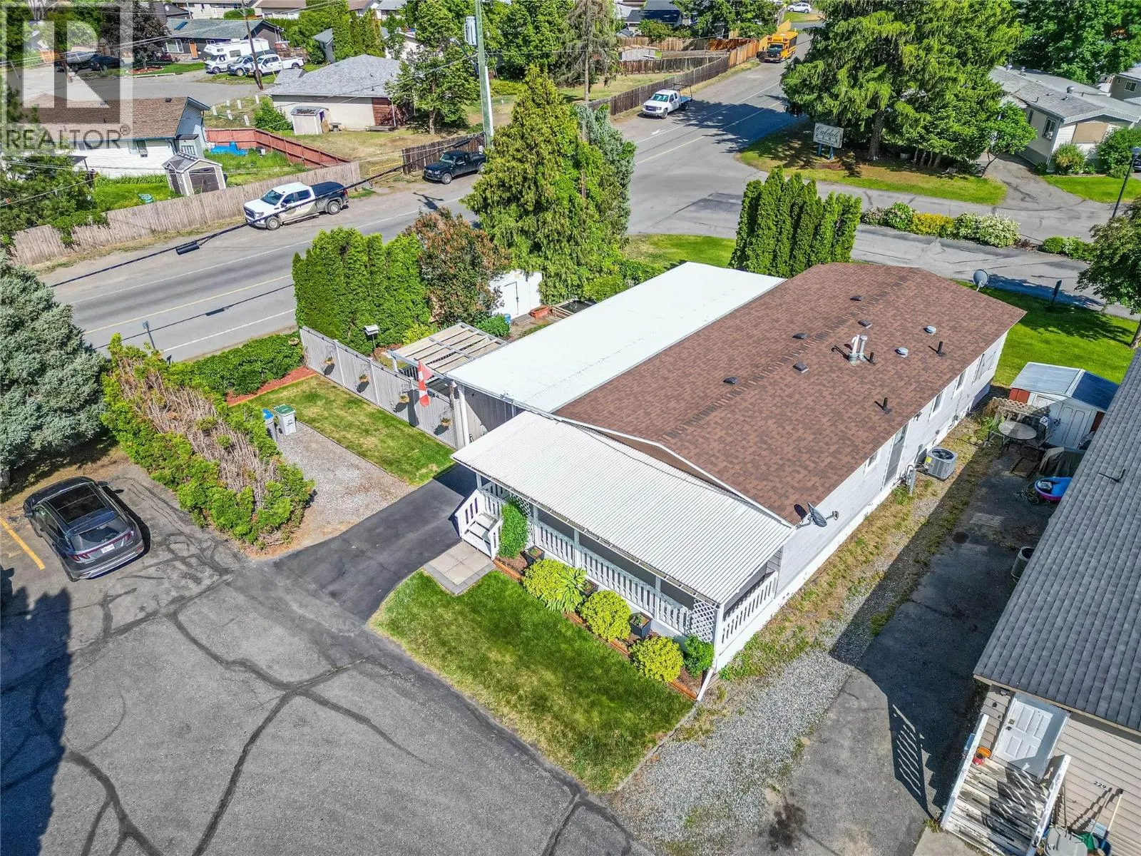 2400 OAKDALE Way Unit# 228