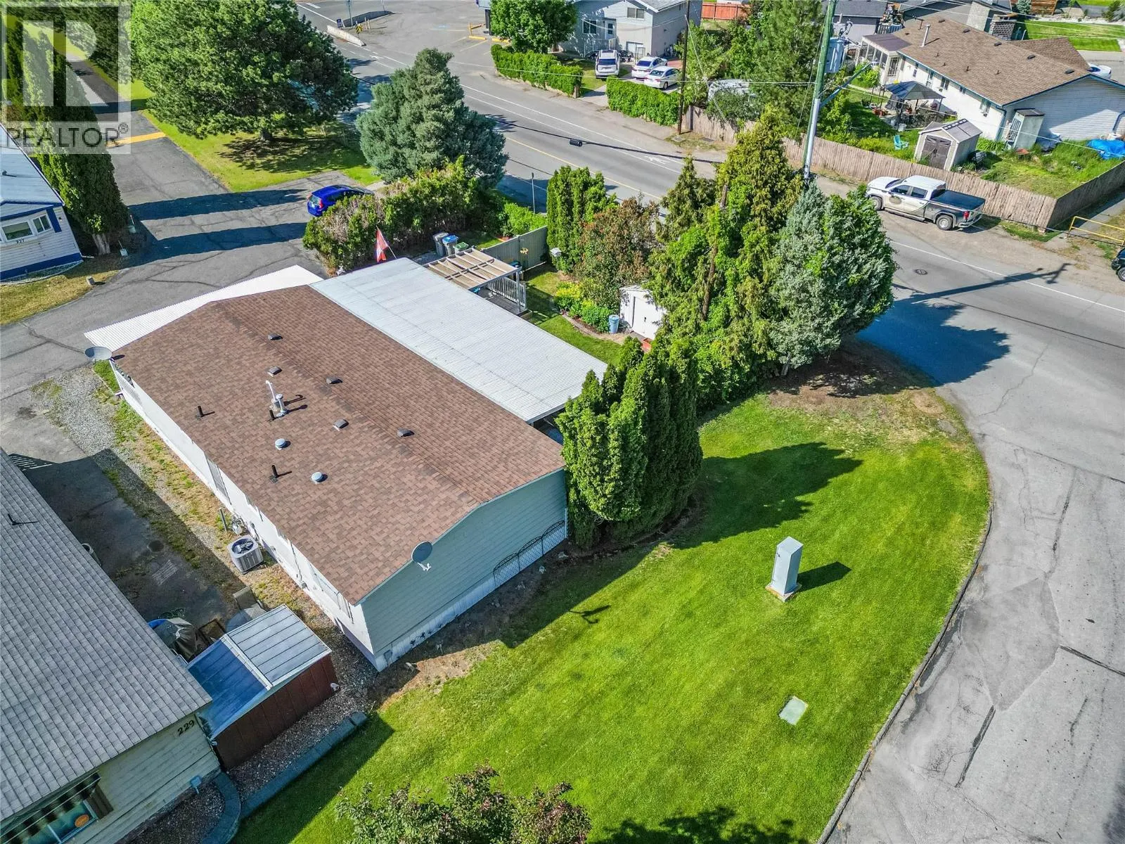 2400 OAKDALE Way Unit# 228