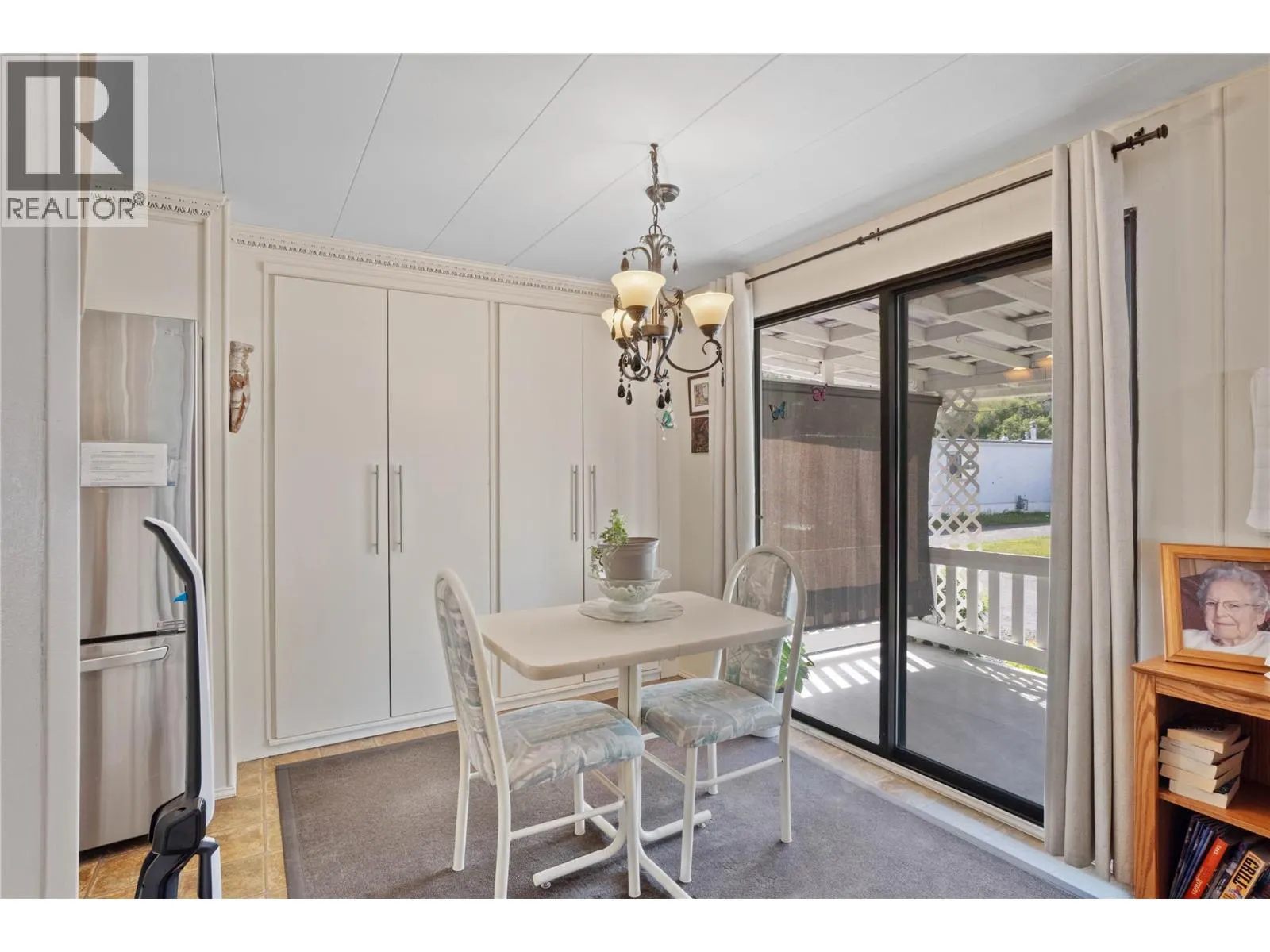2400 OAKDALE Way Unit# 228