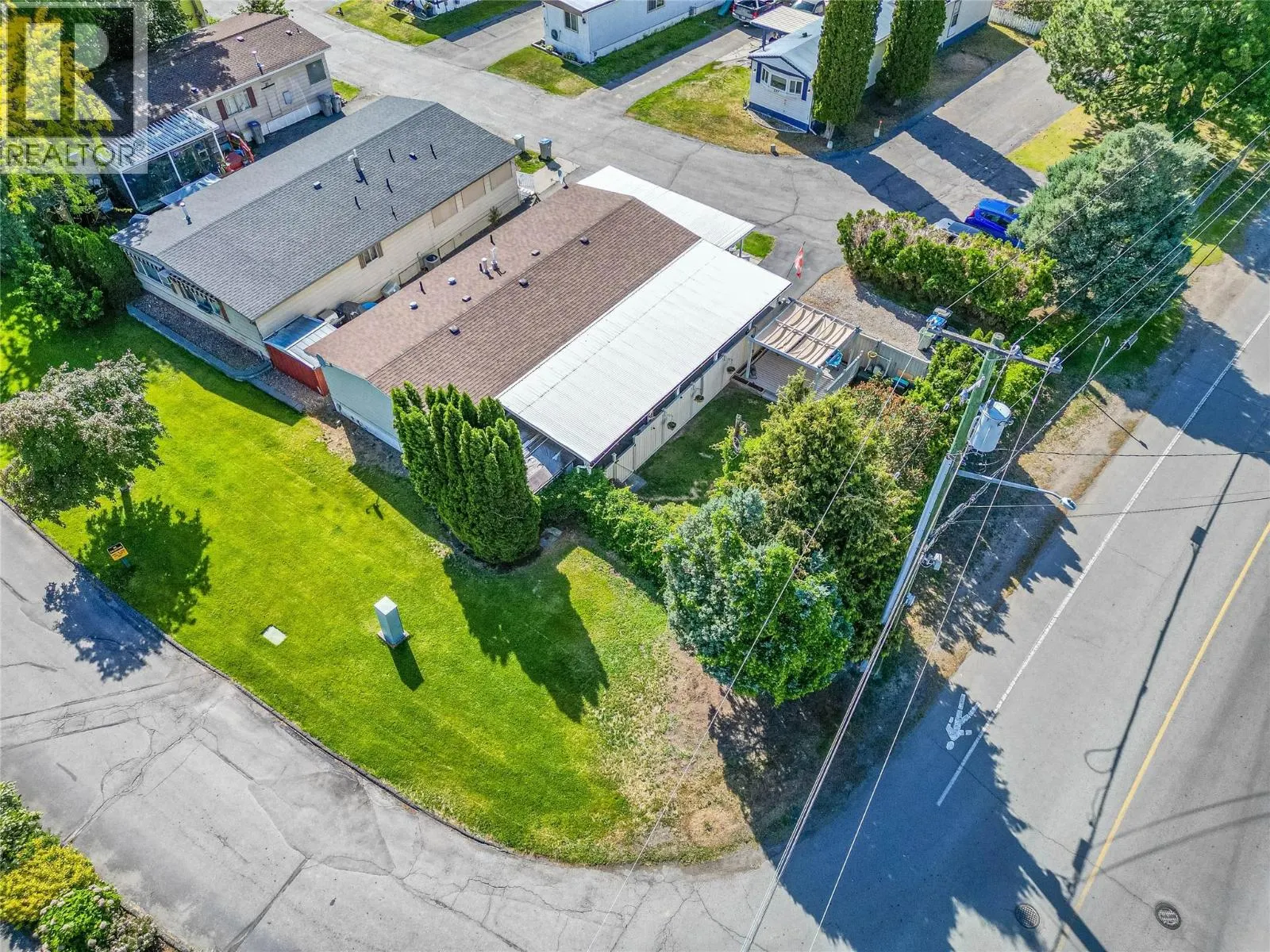 2400 OAKDALE Way Unit# 228