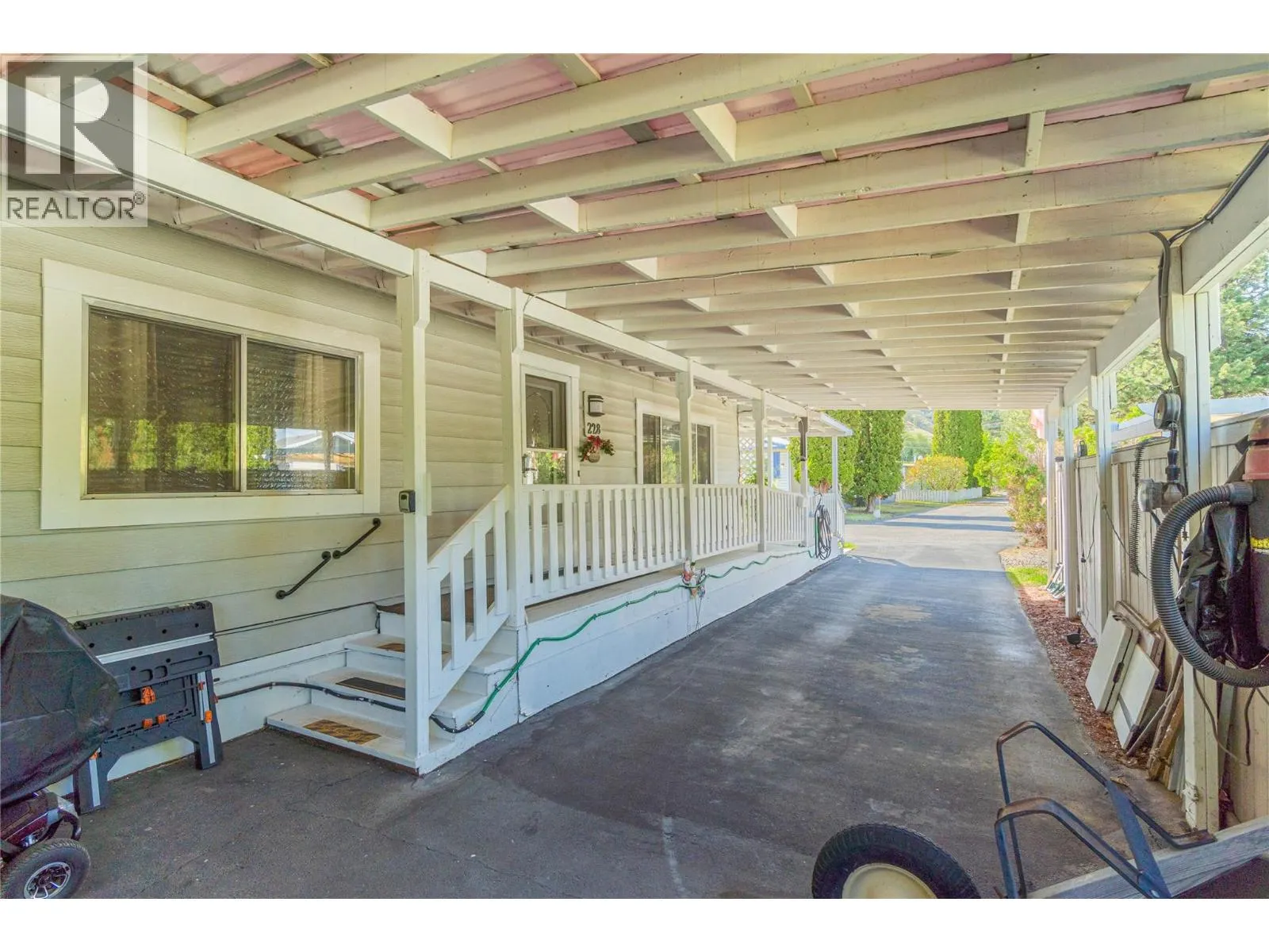 2400 OAKDALE Way Unit# 228