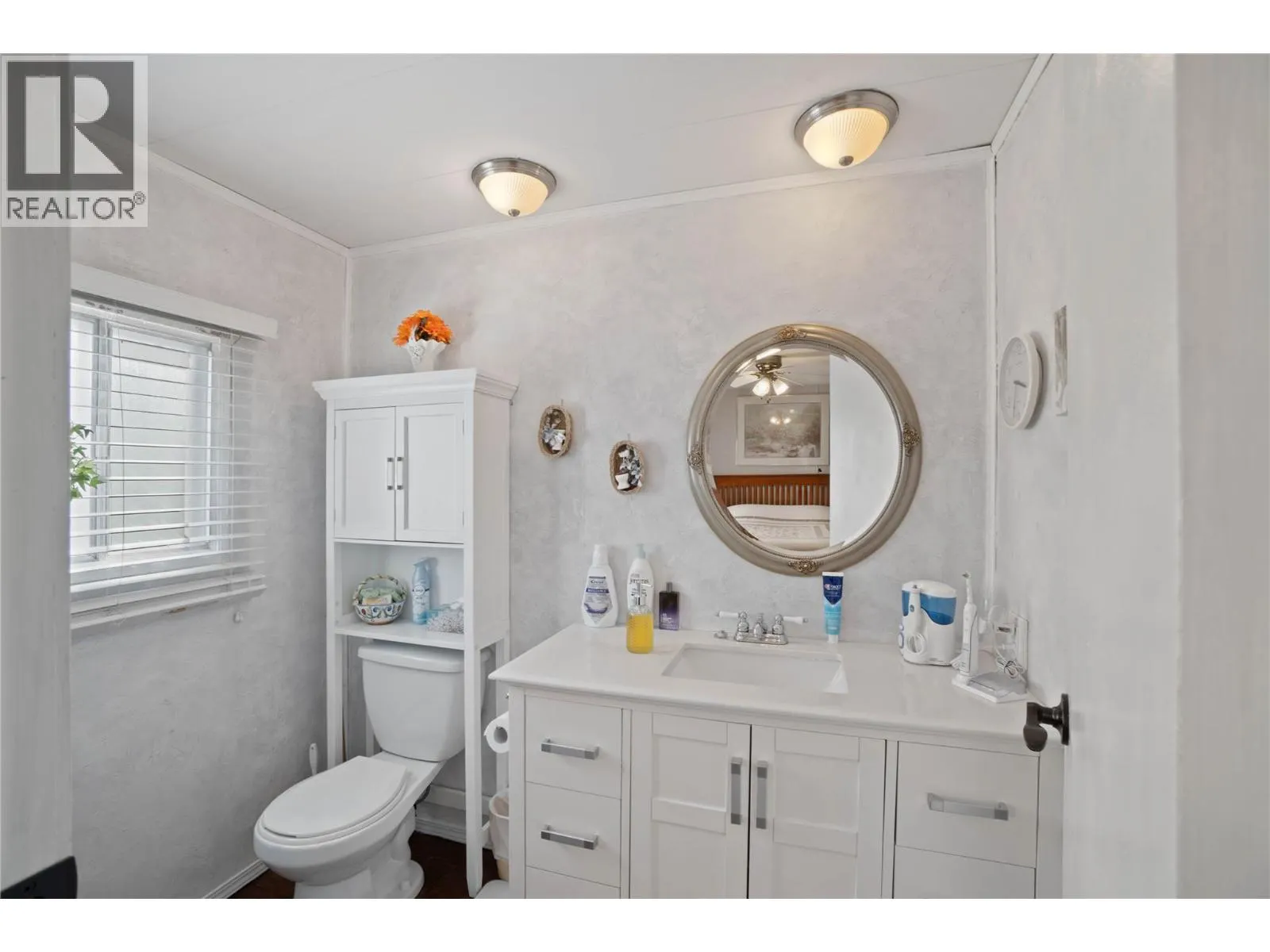 2400 OAKDALE Way Unit# 228