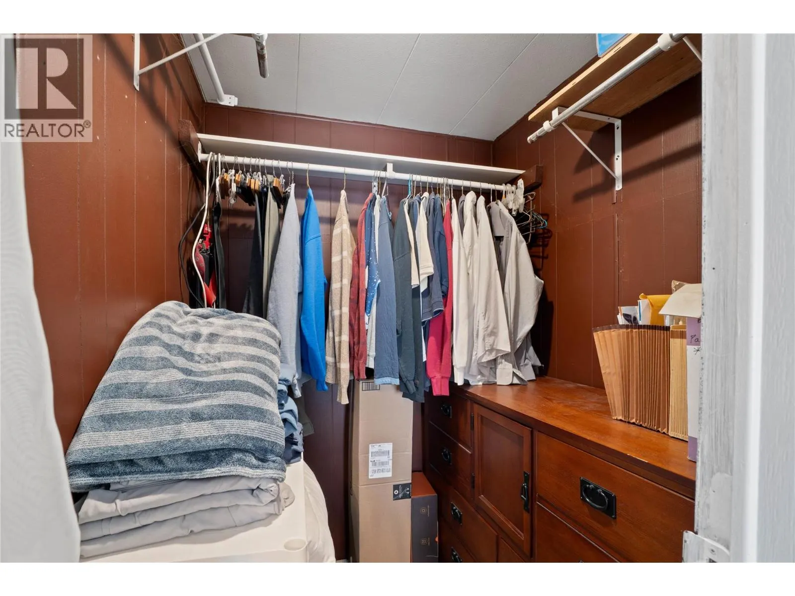 2400 OAKDALE Way Unit# 228