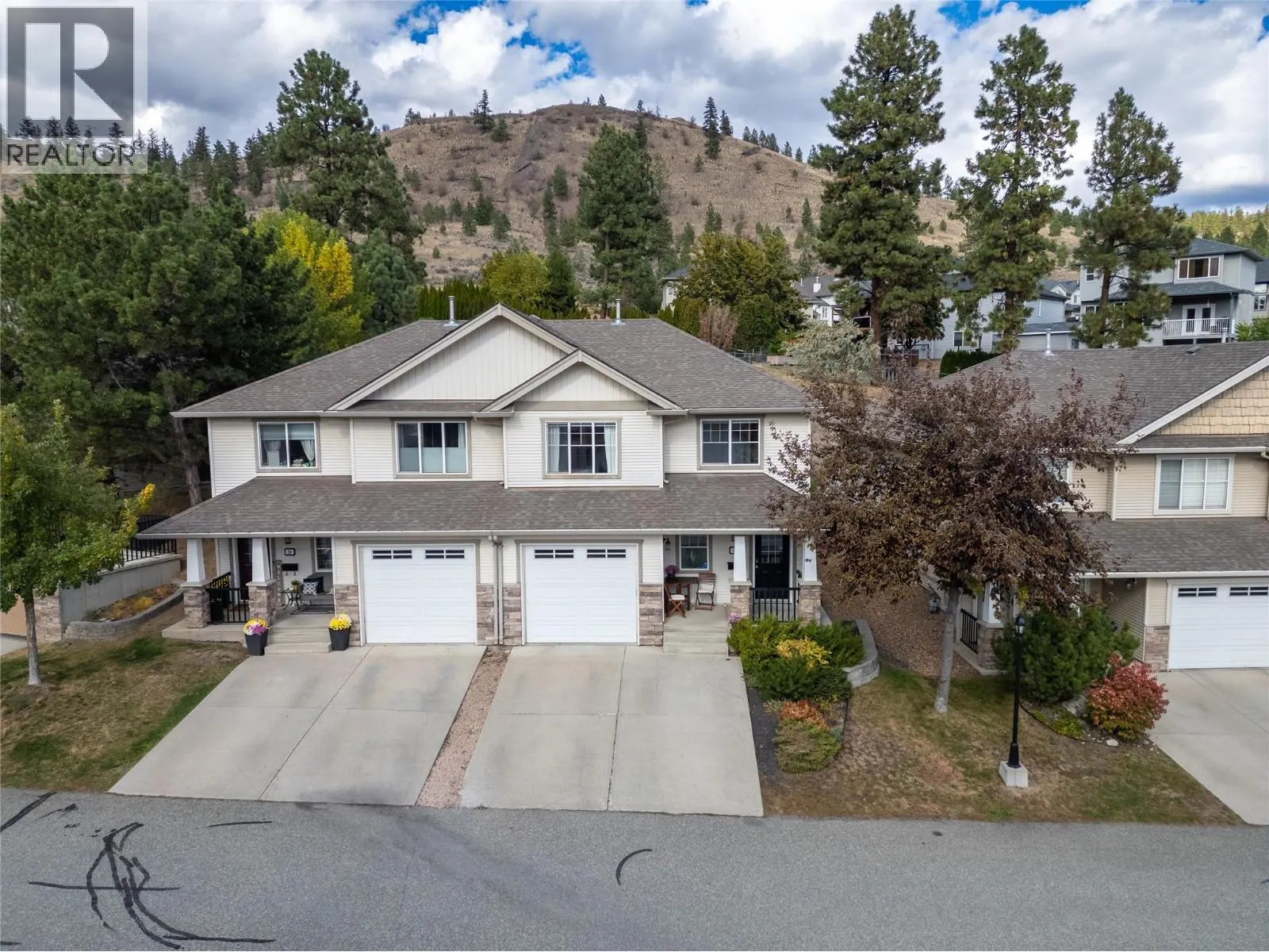 1940 HILLSIDE Drive Unit# 30