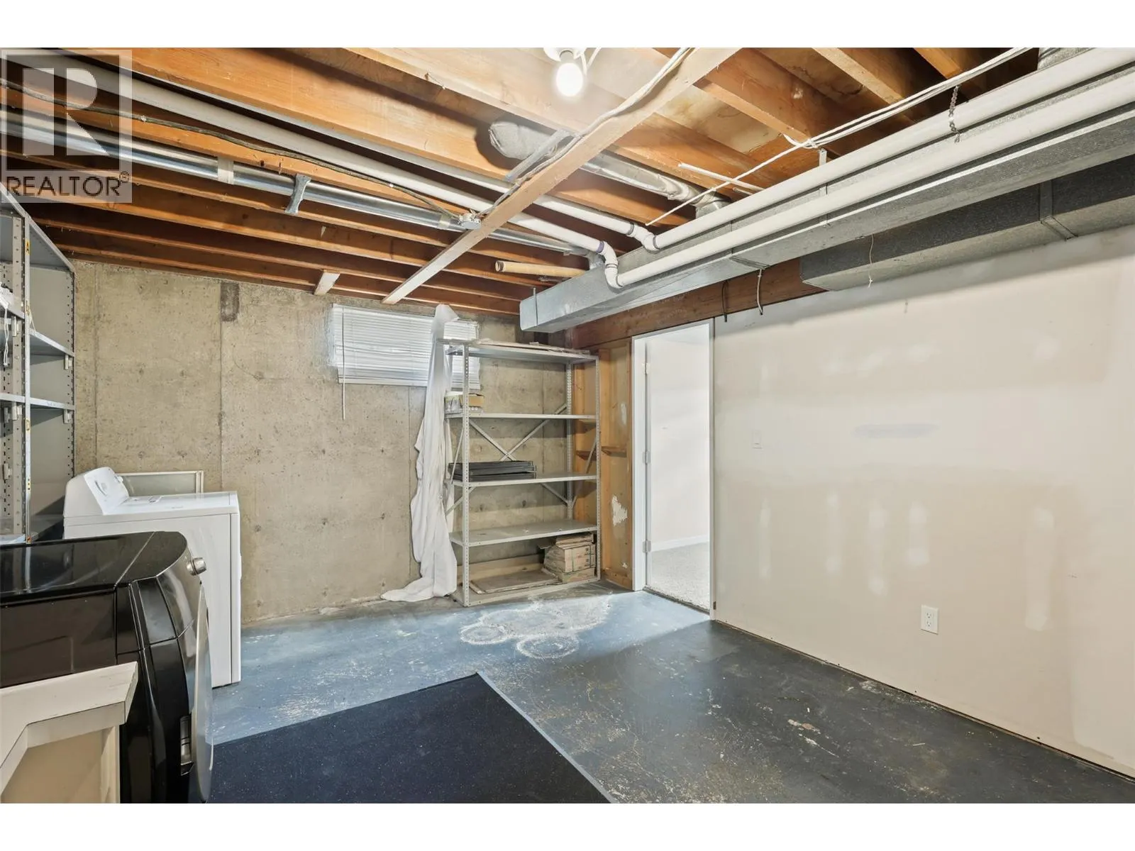 293 WALNUT Avenue