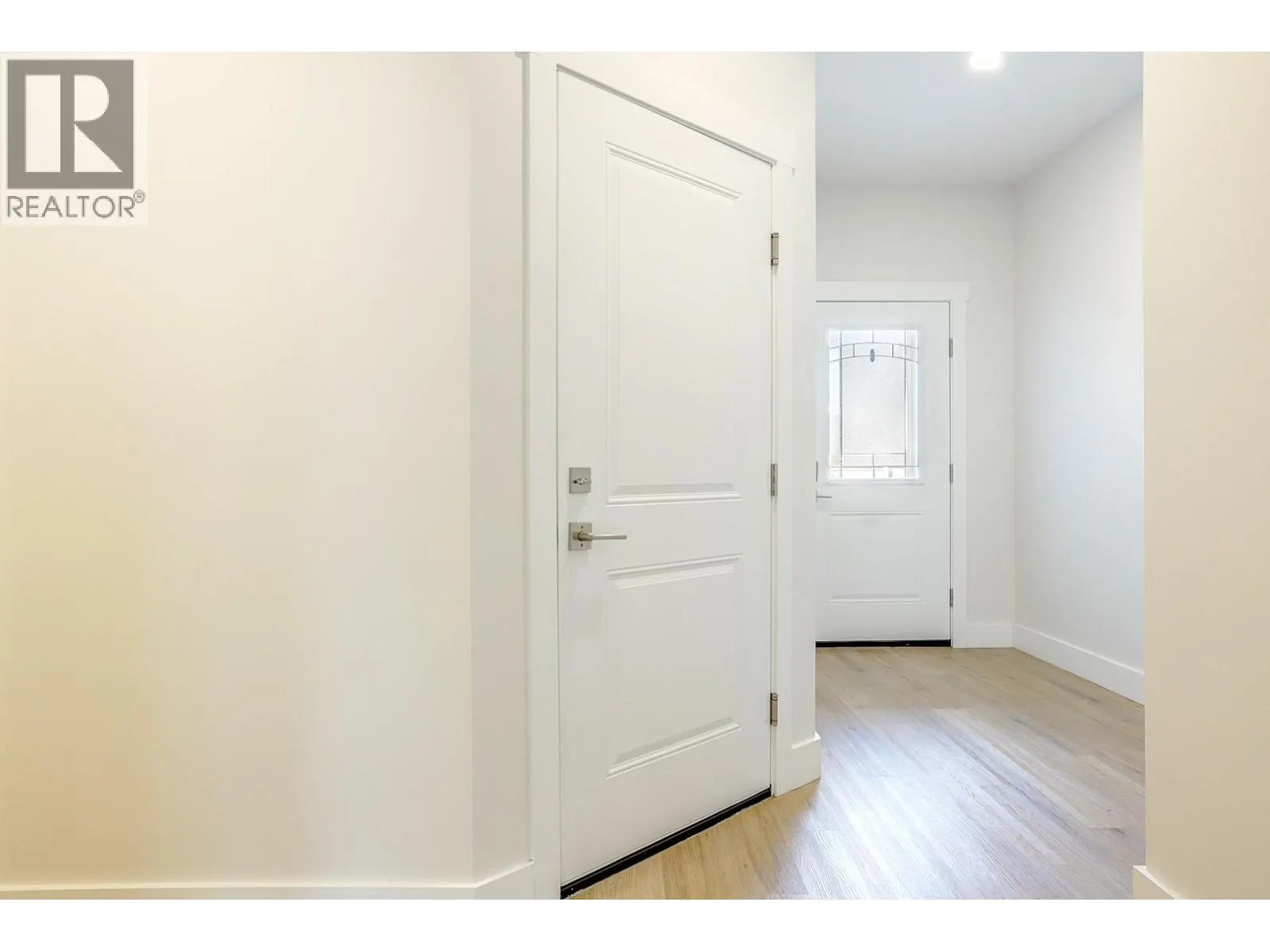 1999 15 Avenue Unit# 11