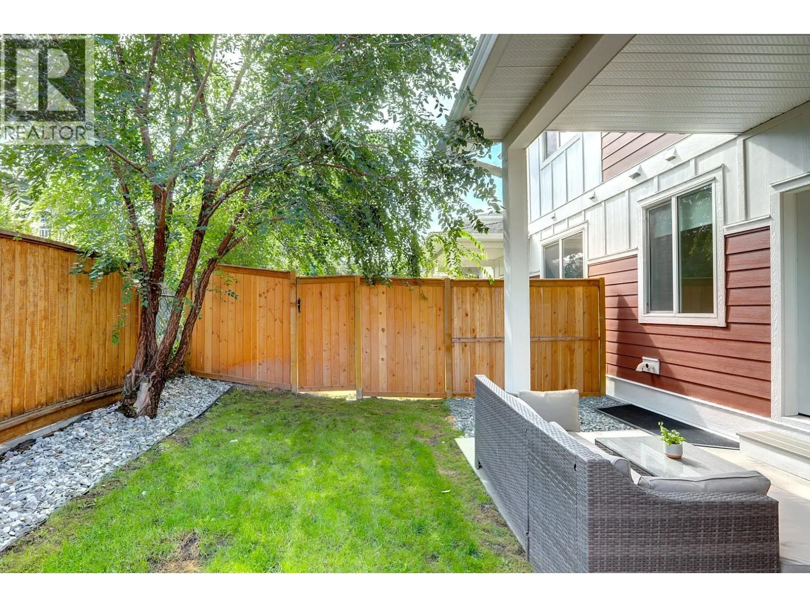 1999 15 Avenue Unit# 11
