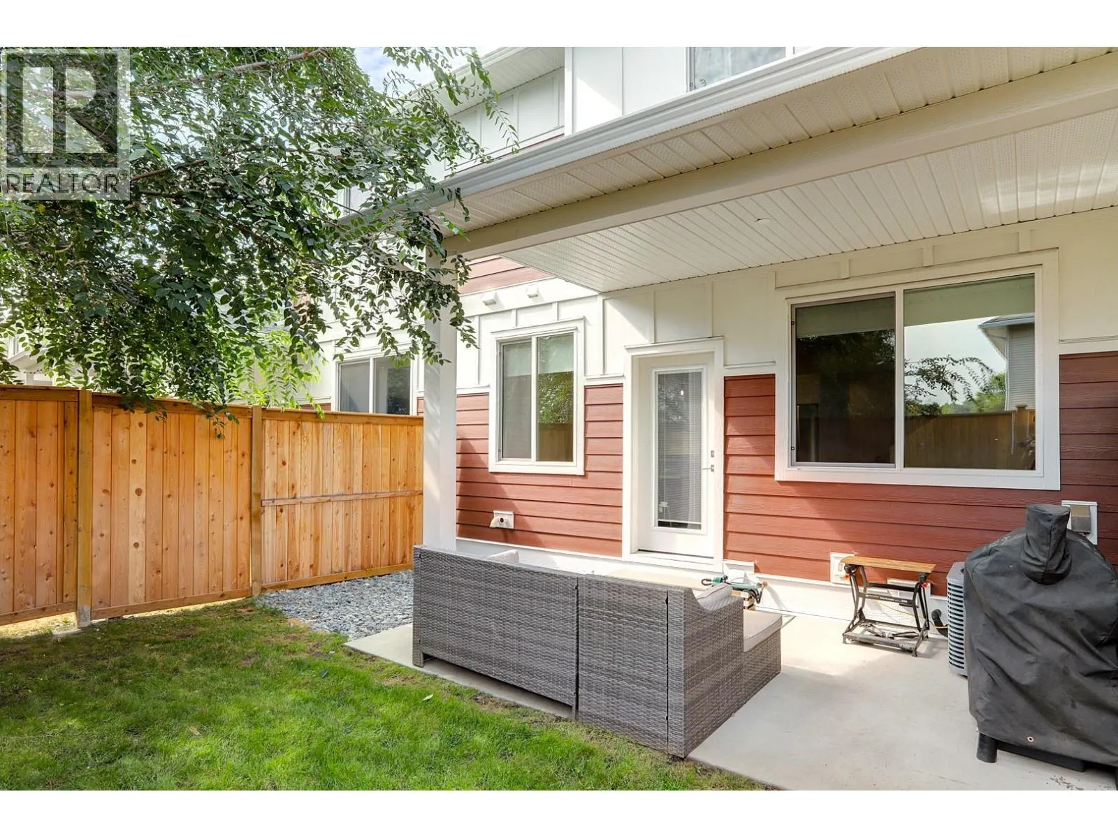 1999 15 Avenue Unit# 11