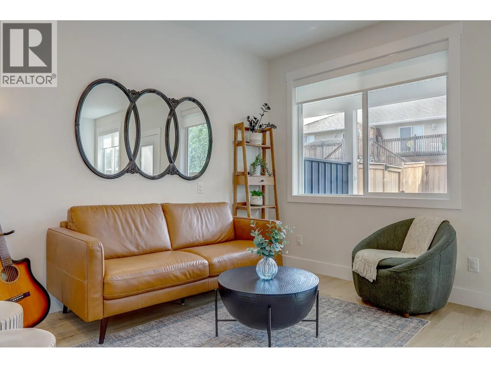 1999 15 Avenue Unit# 11