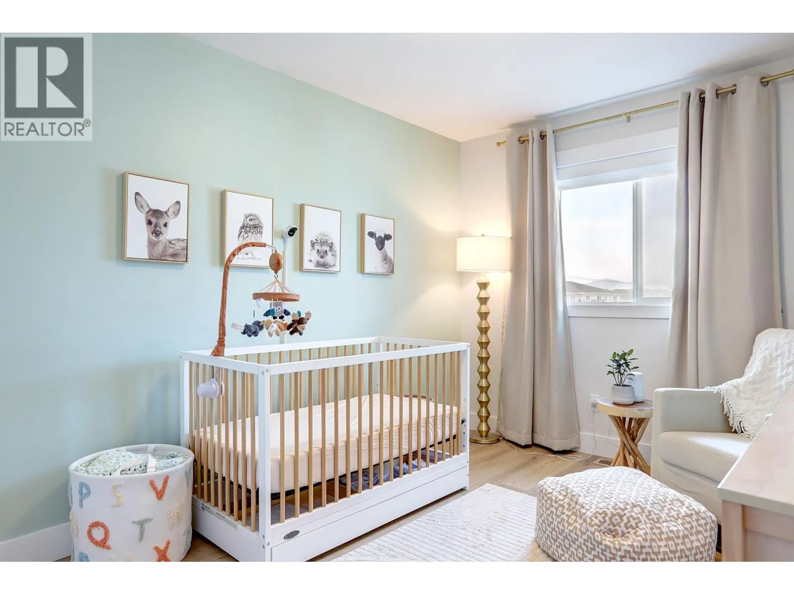 1999 15 Avenue Unit# 11