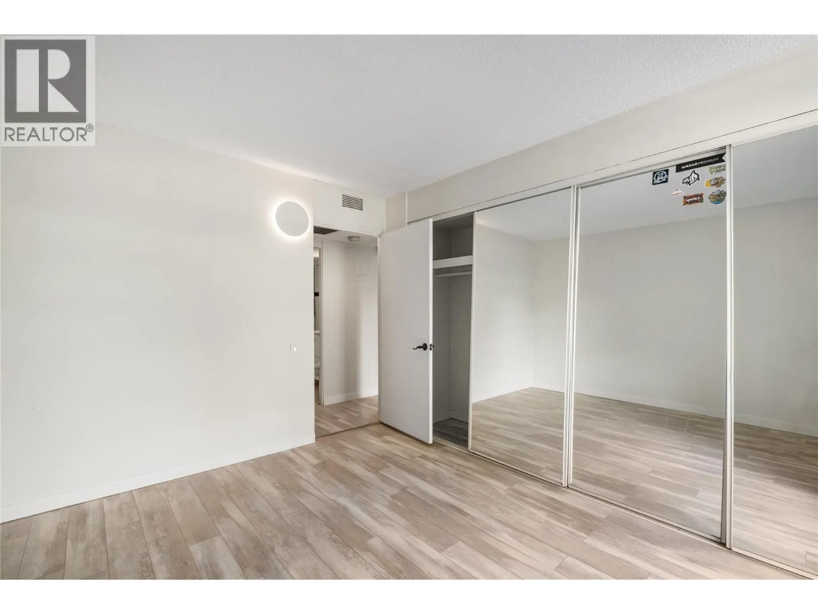 353 Boyce Crescent Unit# 14