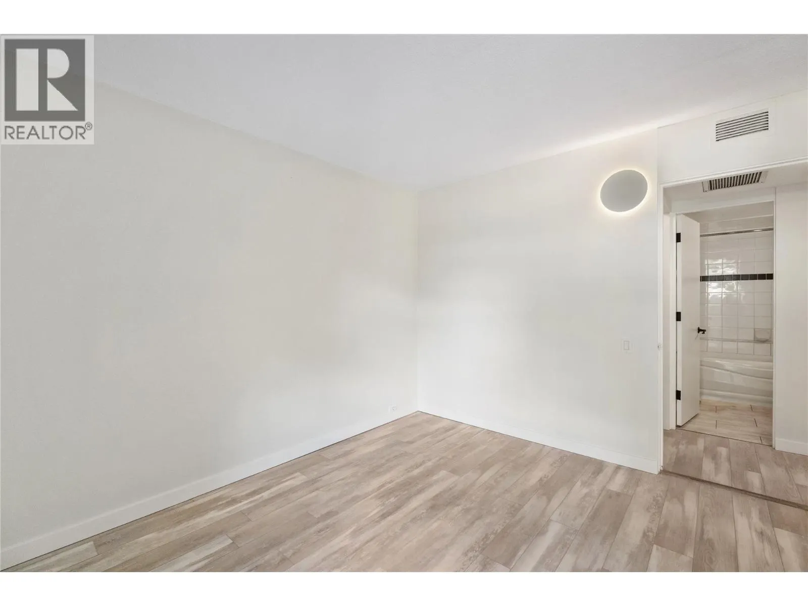 353 Boyce Crescent Unit# 14