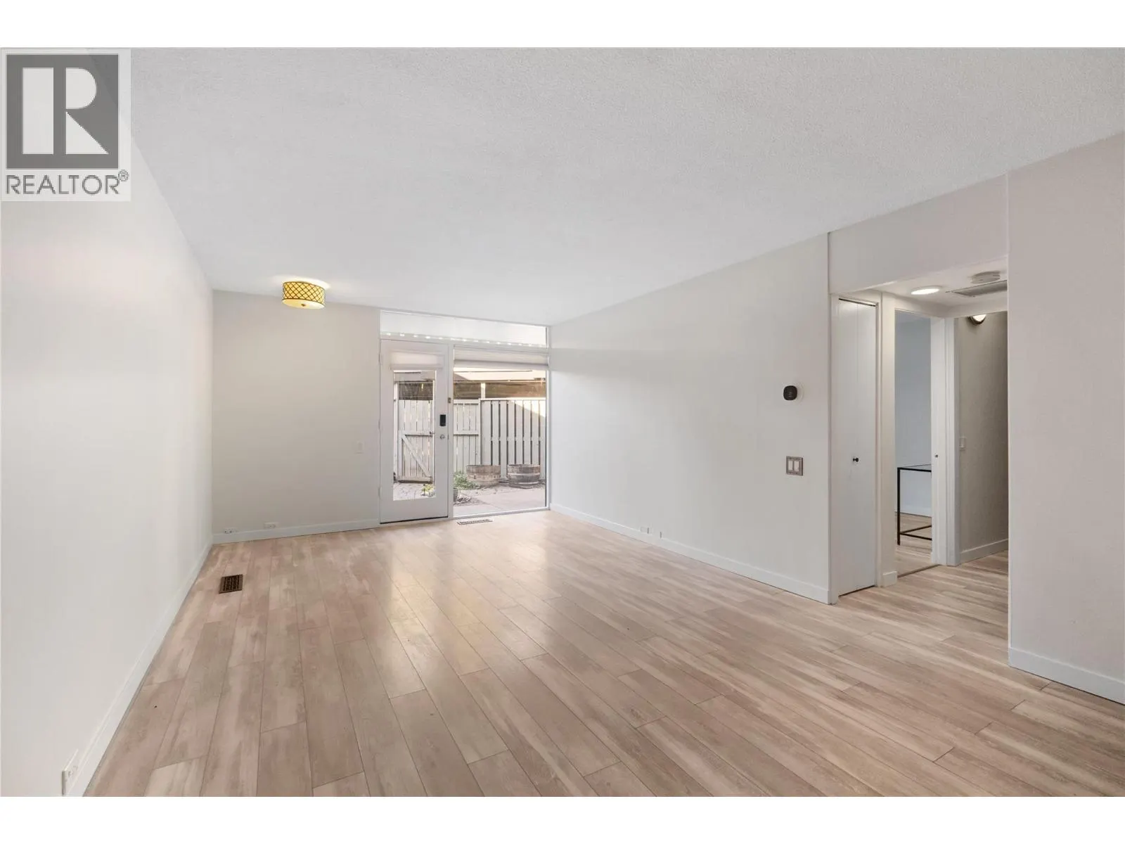 353 Boyce Crescent Unit# 14