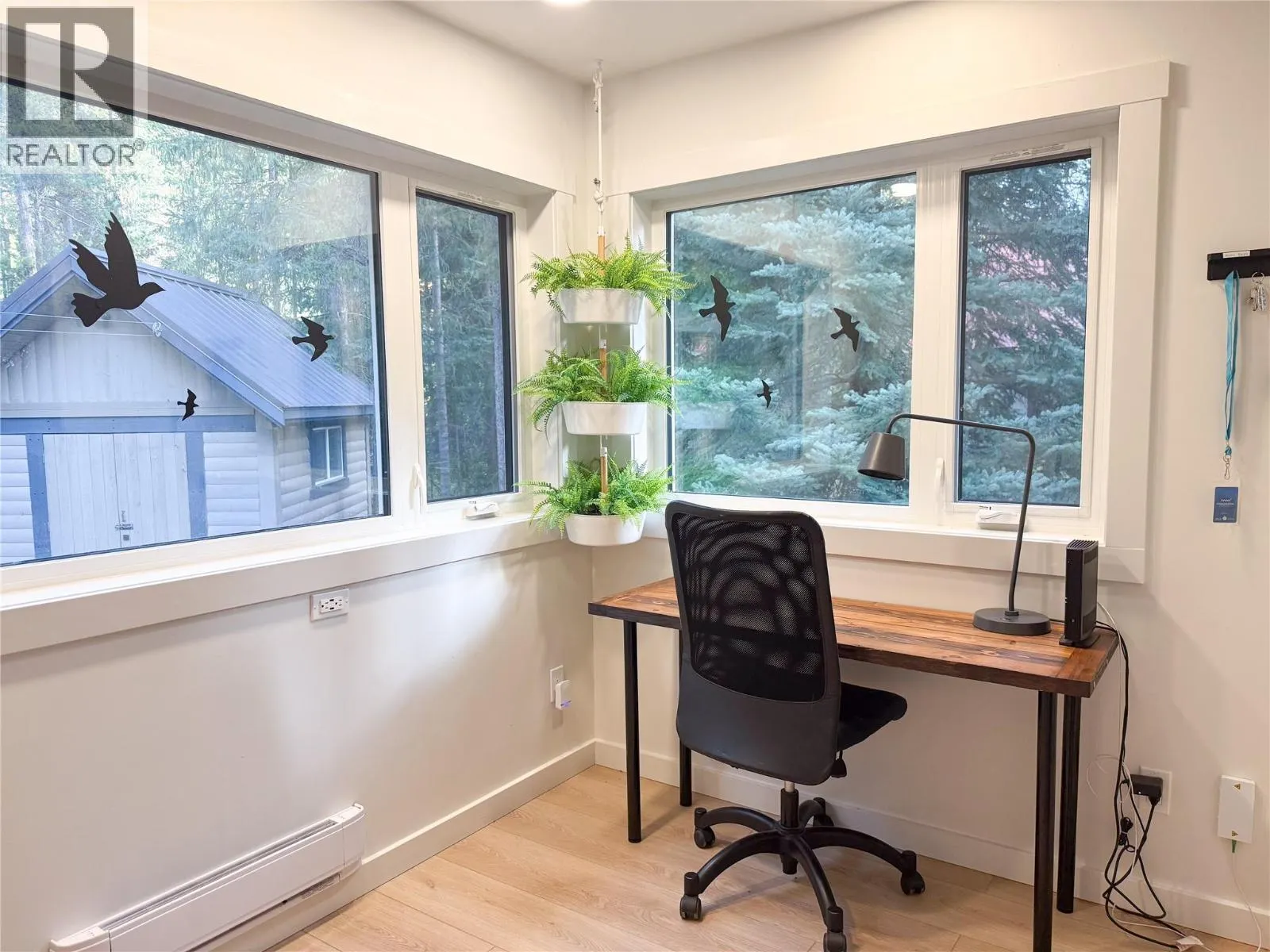 2094 PANORAMA Drive