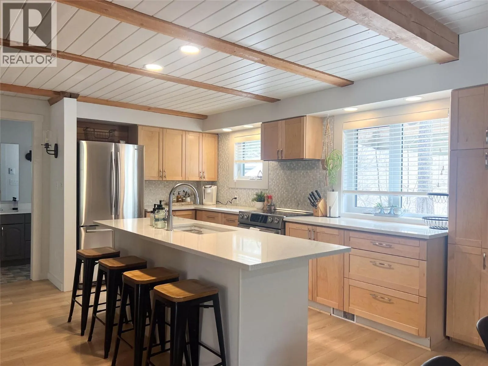 2094 PANORAMA Drive