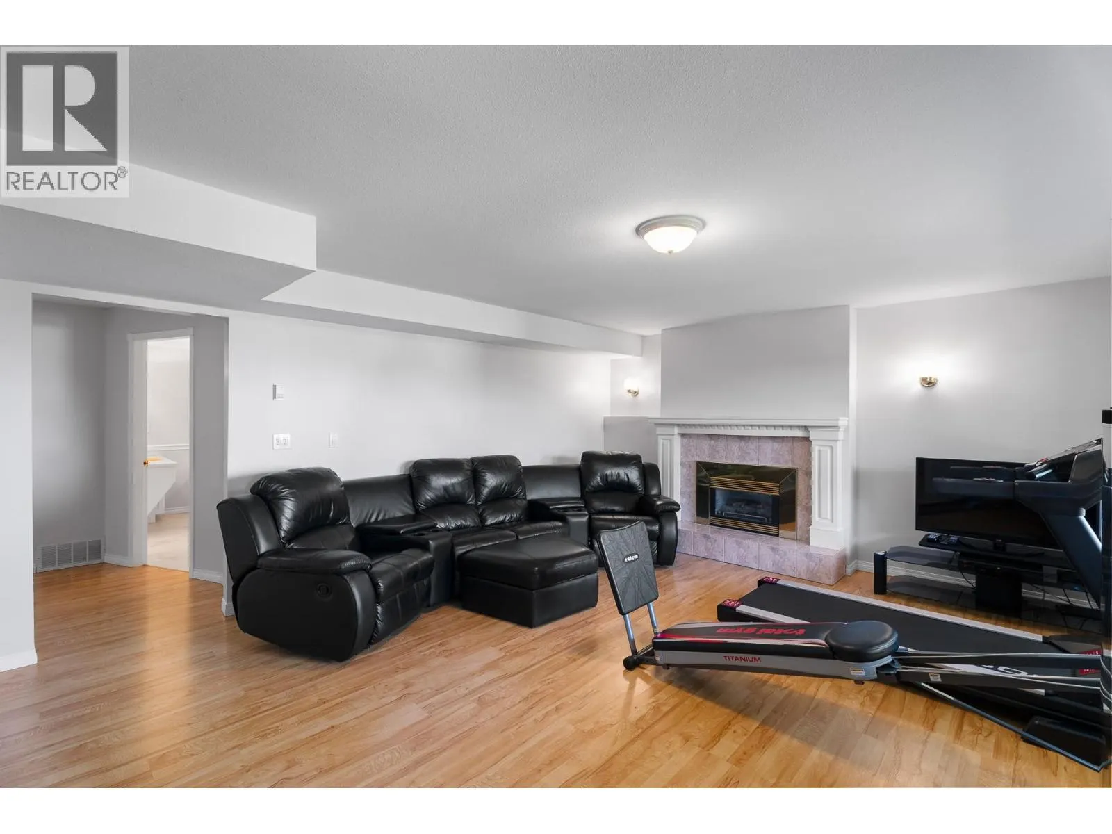 1801 2 Avenue SE