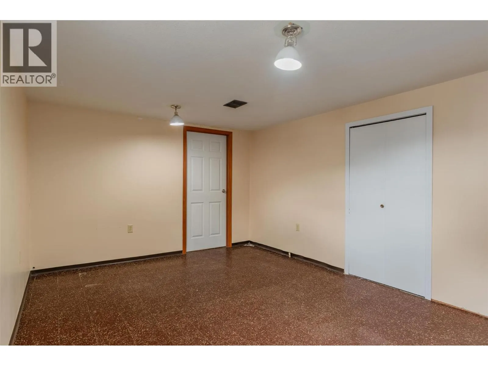 3141 Highway Drive