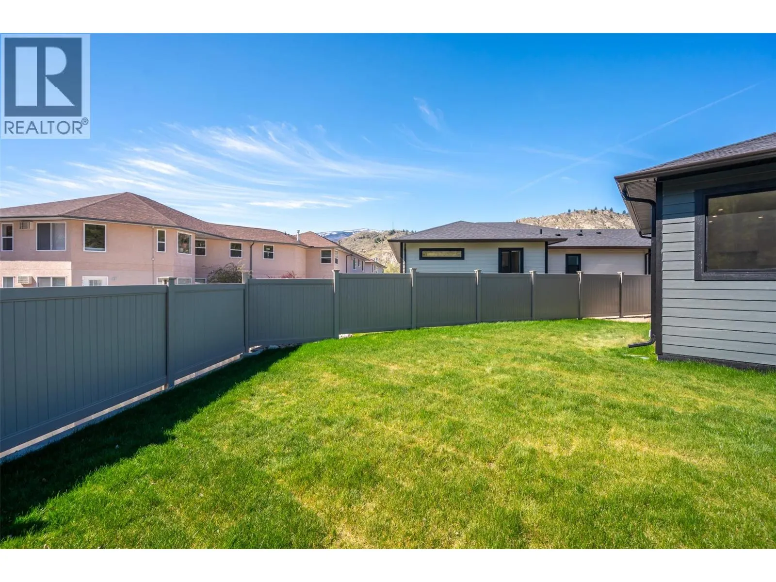 261 BENTGRASS Avenue