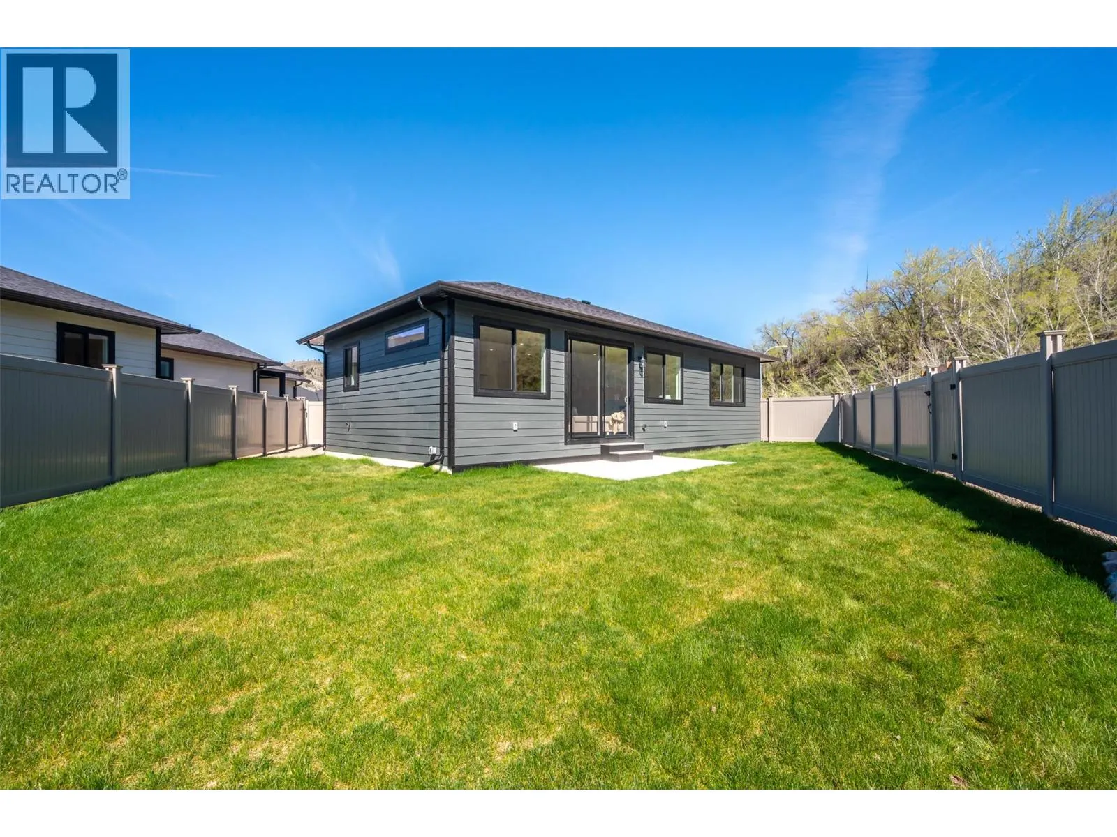 261 BENTGRASS Avenue