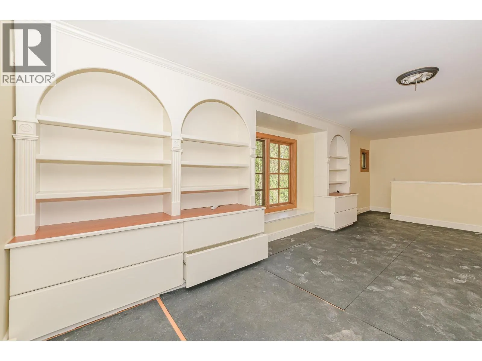 141 Crossridge Road